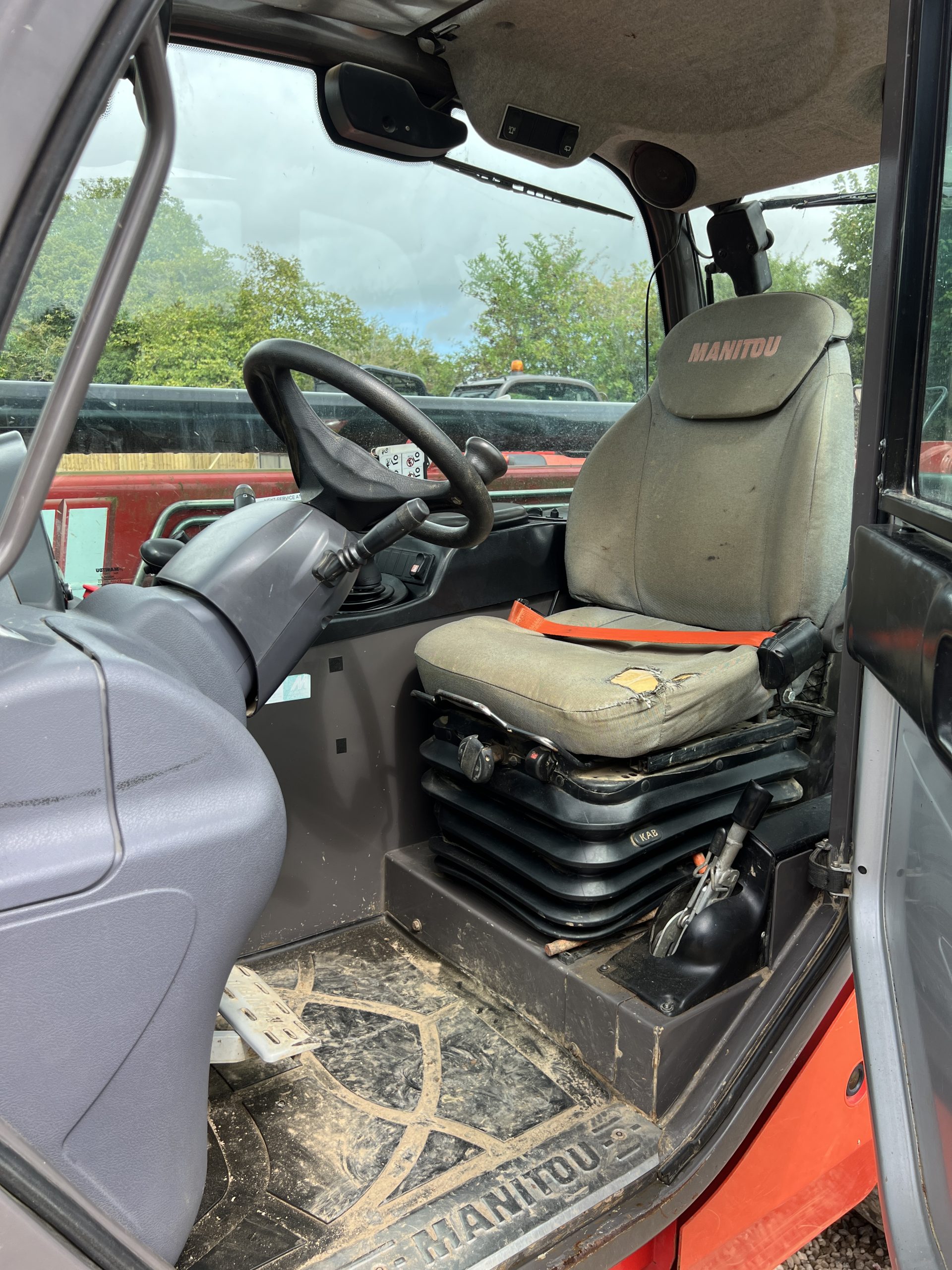 MANITOU MT932 2016 - used plant for sale at J Hawes Ltd - view 9