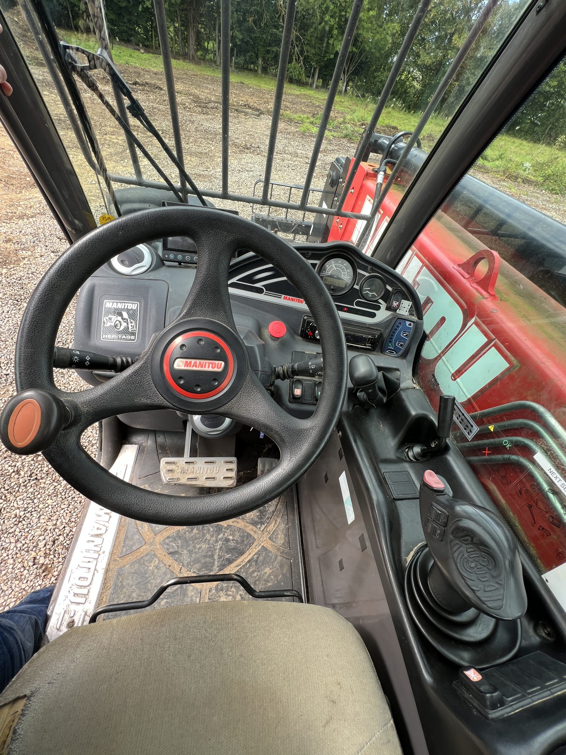 MANITOU MT932 2016 - used plant for sale at J Hawes Ltd - view 8
