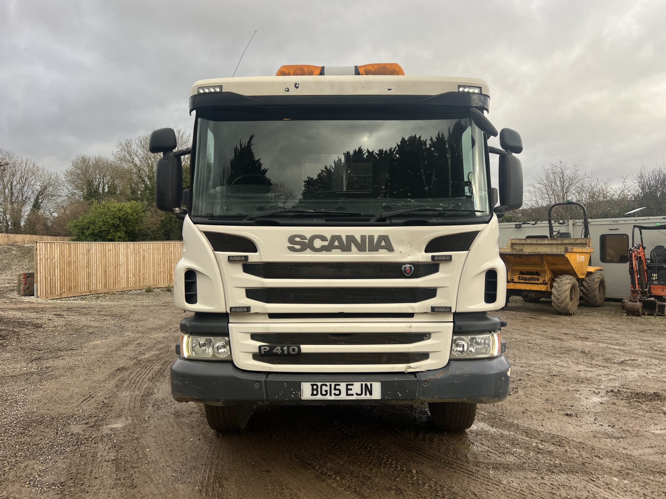 SCANIA P410 TIPPER 2015 - used trucks for sale at J Hawes Ltd - view 8