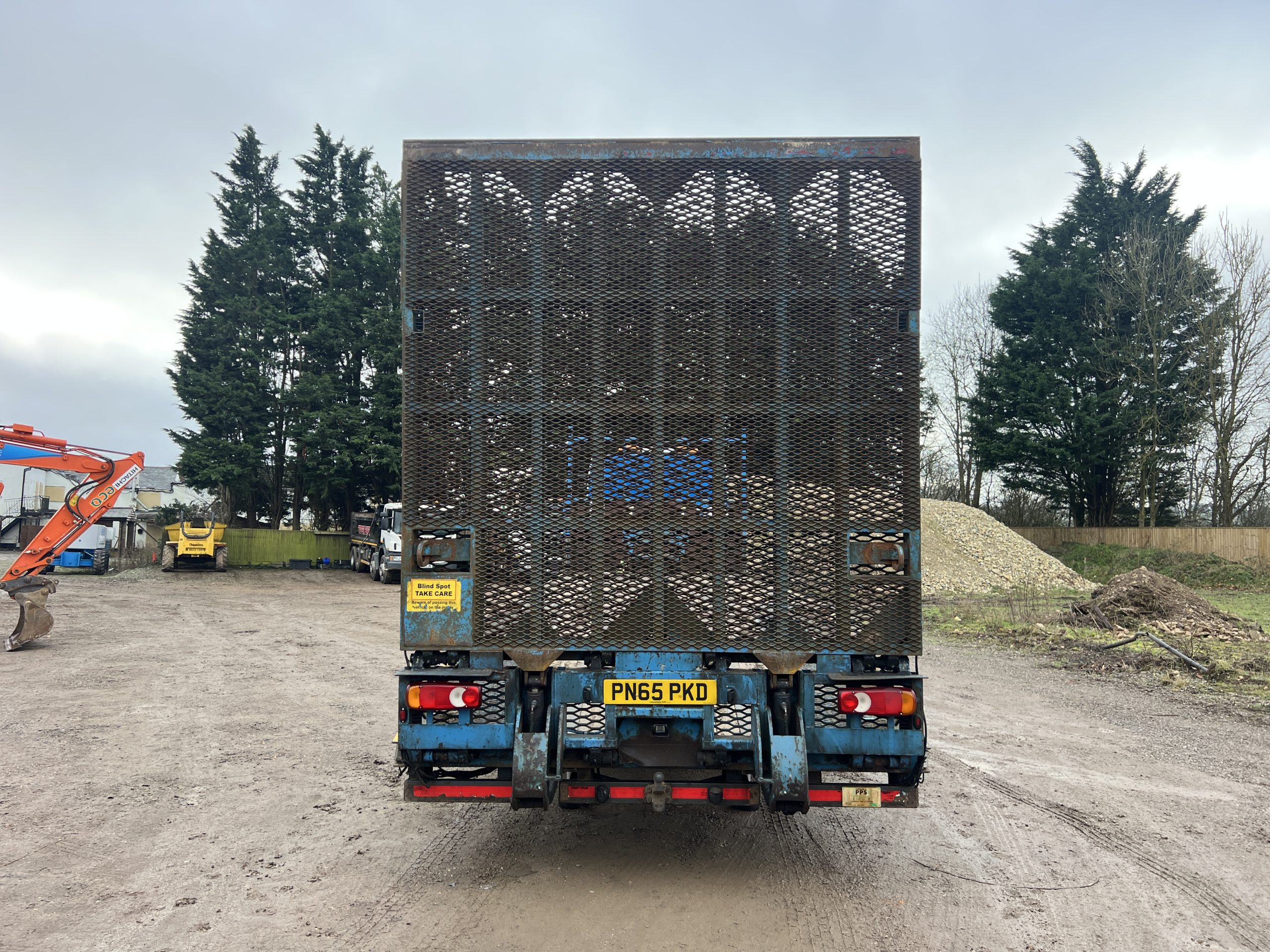 DAF LF 220 4X2 2015 - used trucks for sale at J Hawes Ltd - view 9