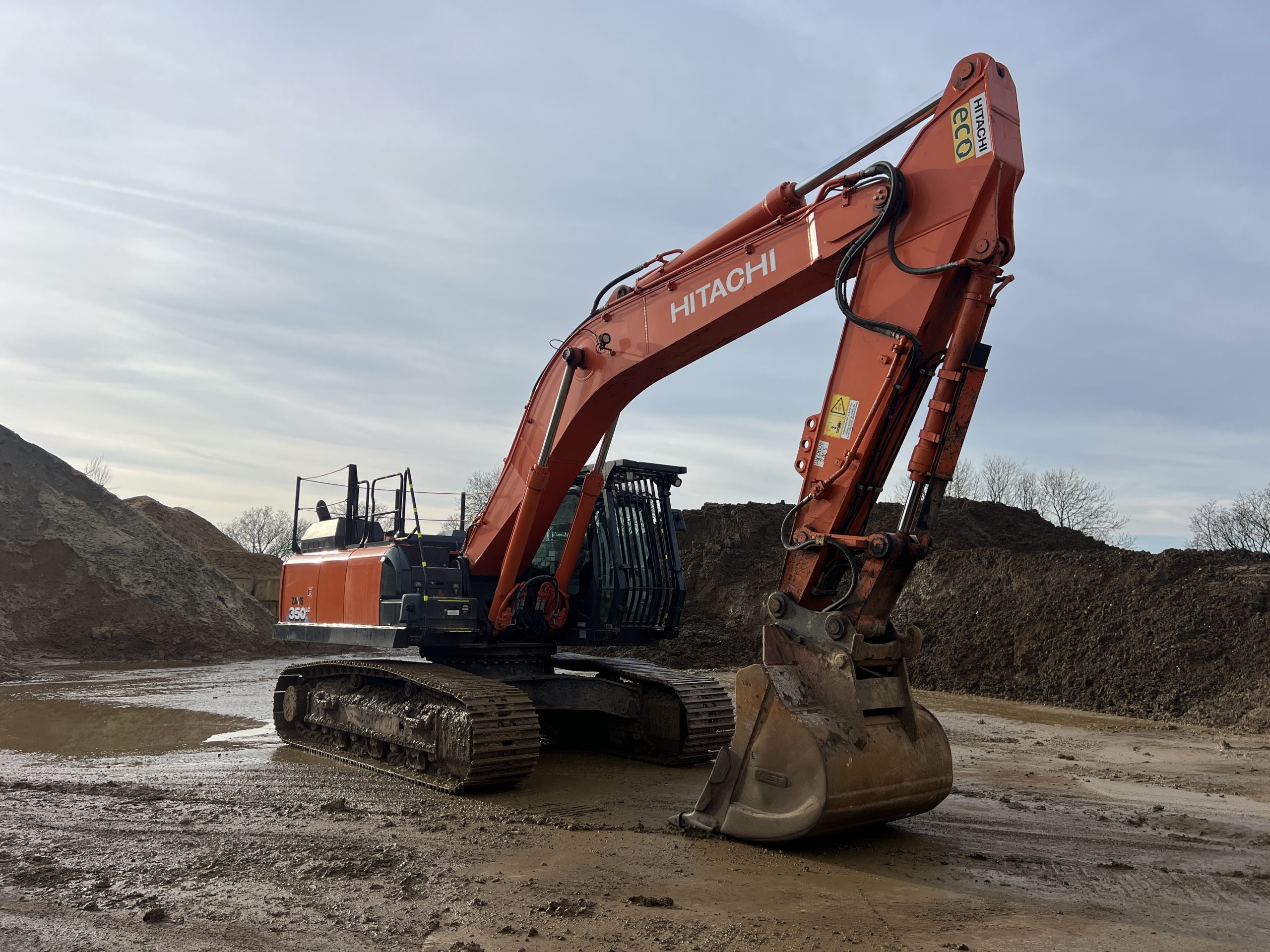 HITACHI ZX350LC-6 2019 - used plant for sale at J Hawes Ltd - view 6