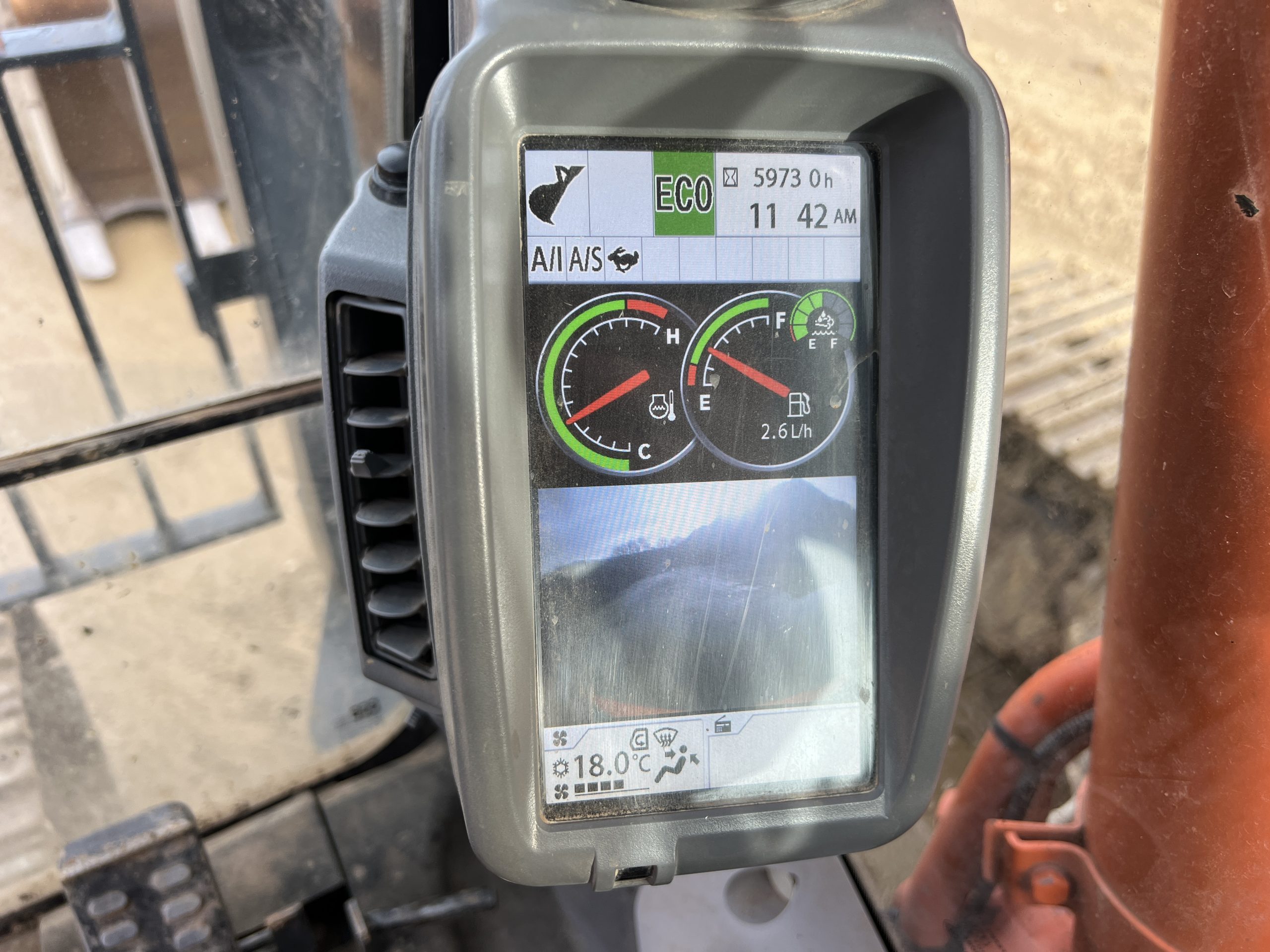 HITACHI ZX350LC-6 2019 - used plant for sale at J Hawes Ltd - view 22
