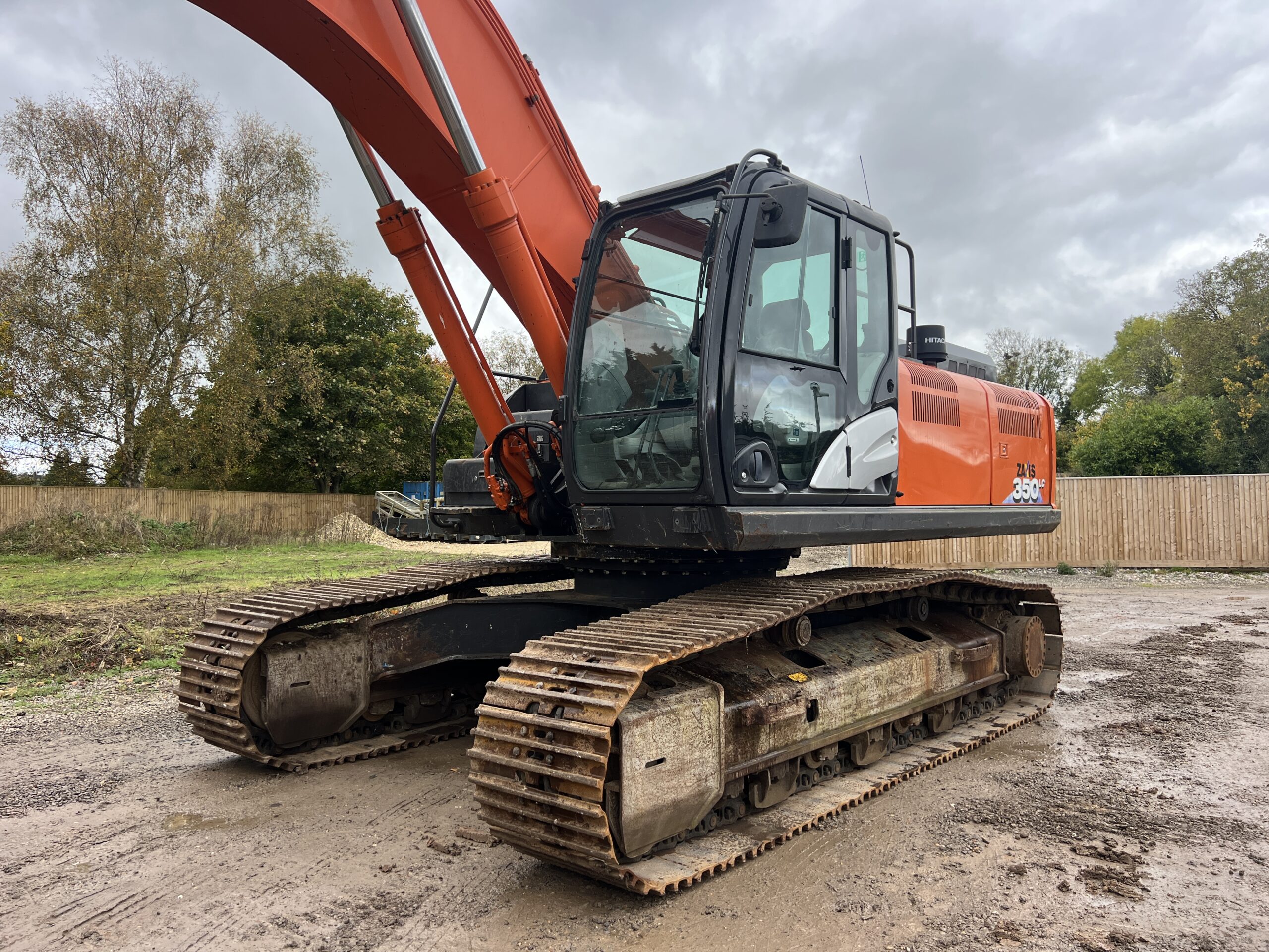 HITACHI ZX350LC-6 2018 - used plant for sale at J Hawes Ltd - view 3