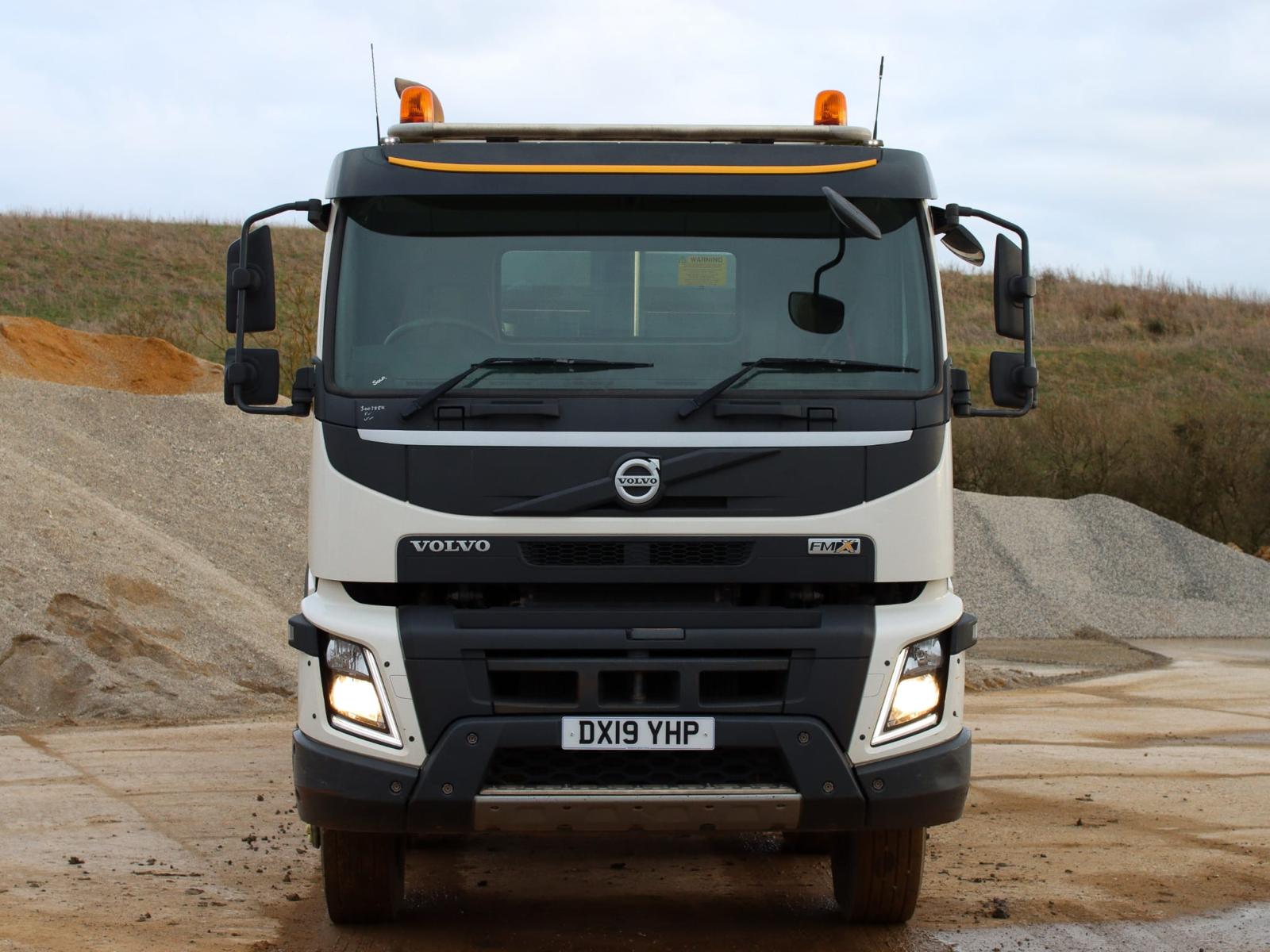 VOLVO FMX420 TIPPER - used trucks for sale at J Hawes Ltd - view 3