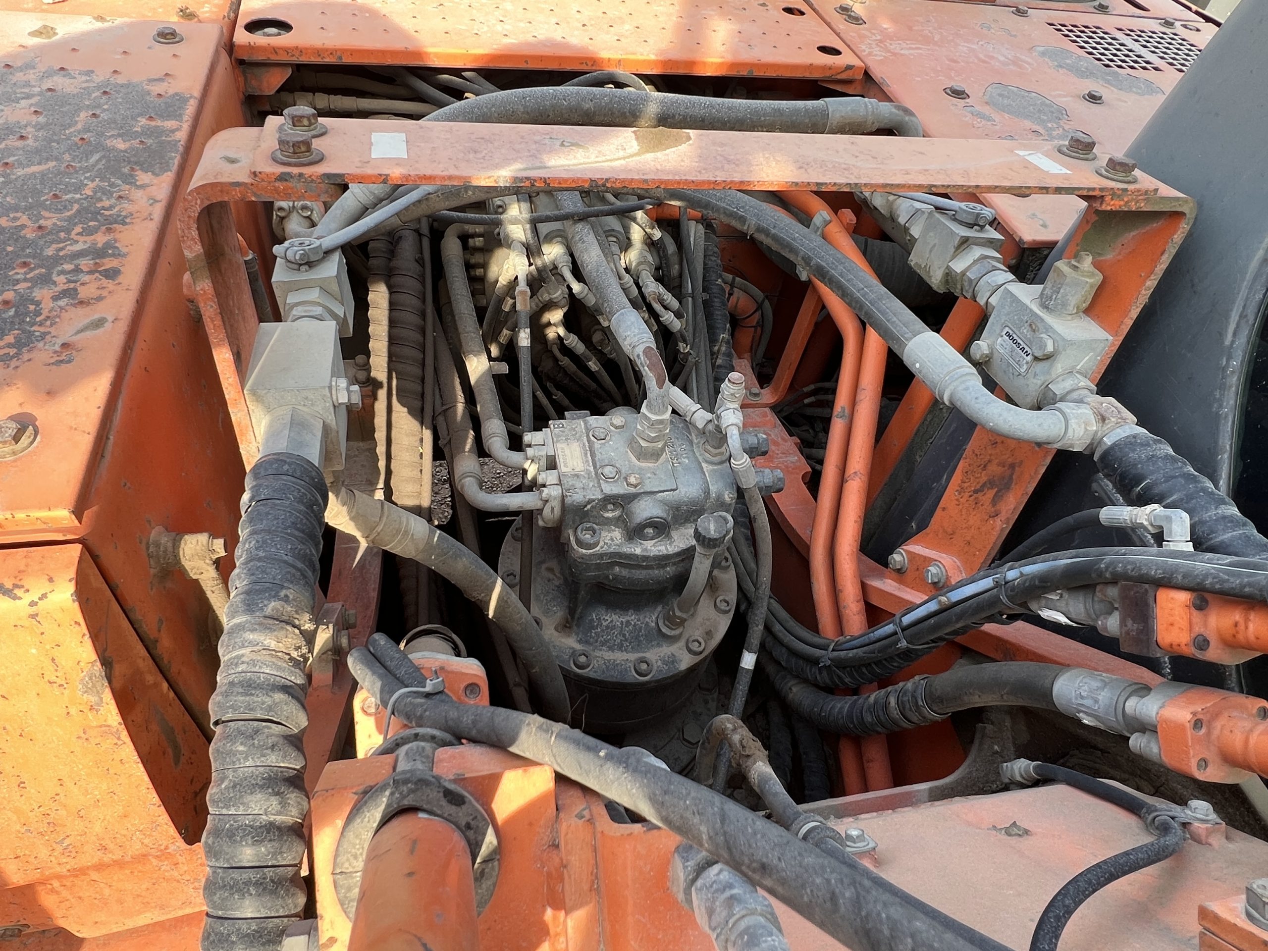DOOSAN DX255LC 2012 - used plant for sale at J Hawes Ltd - view 12