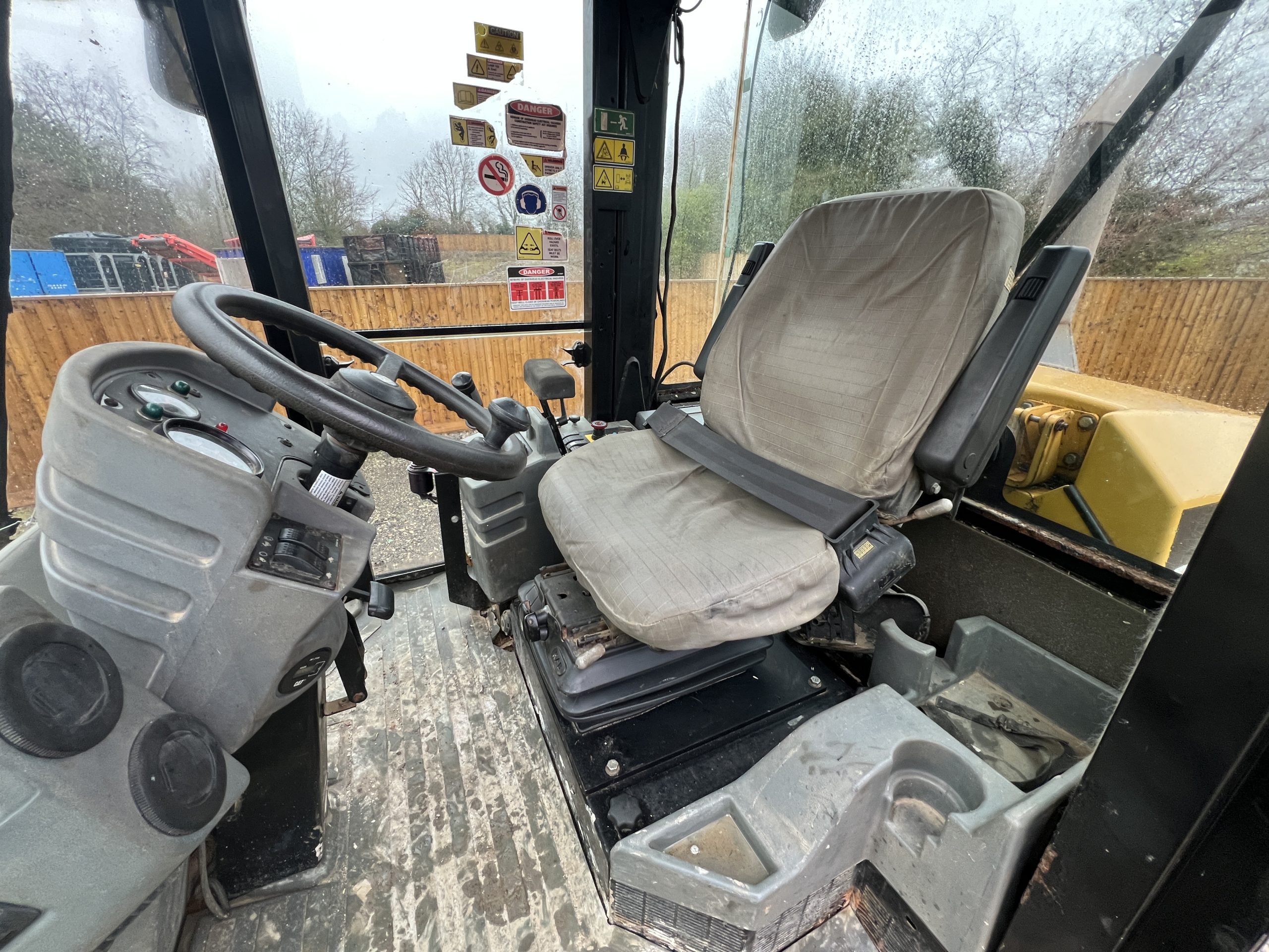 CATERPILLA CP76 ROLLER 2011 - used plant for sale at J Hawes Ltd - view 9