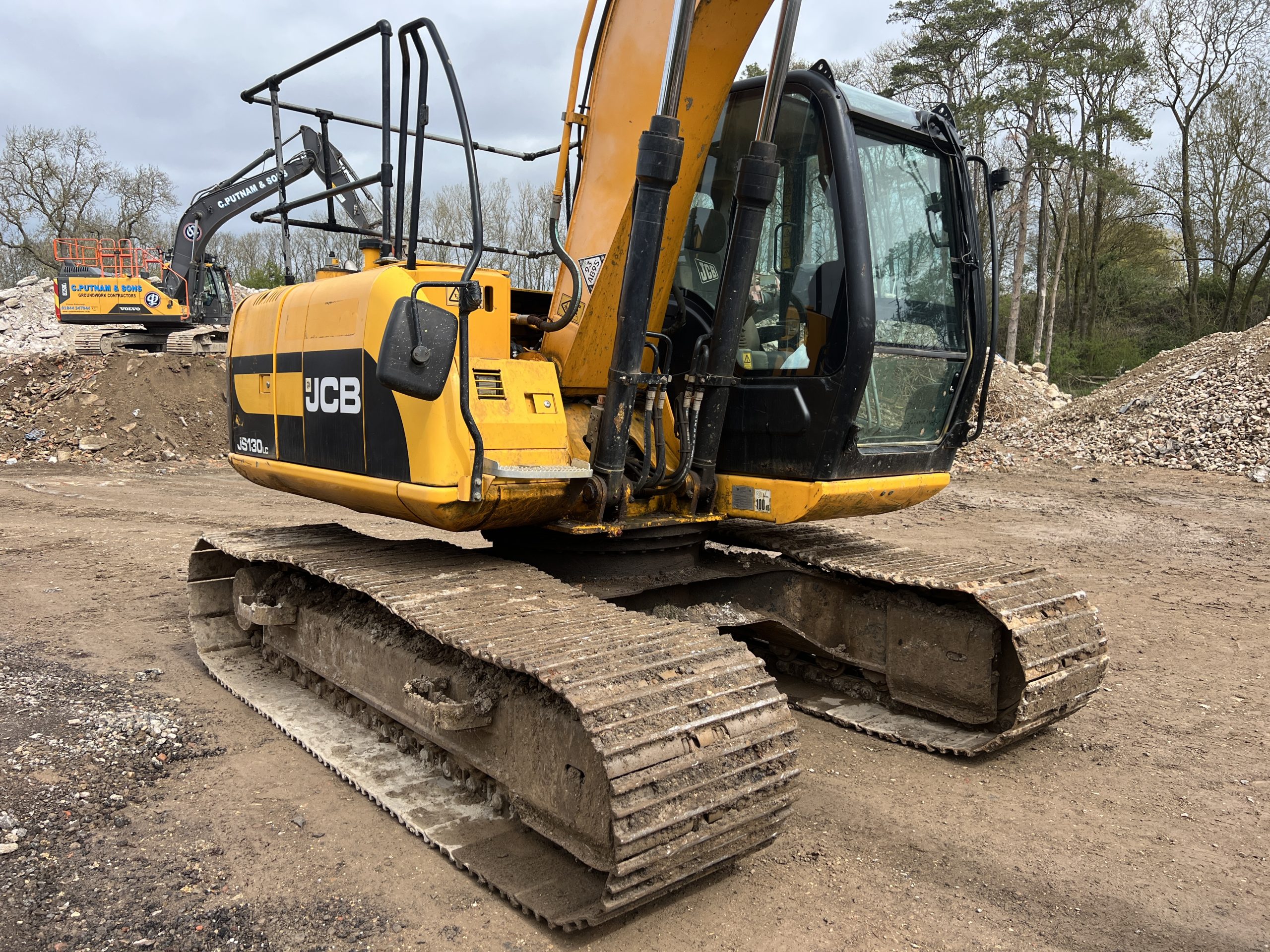 JCB JS130LC - used plant for sale at J Hawes Ltd - view 7