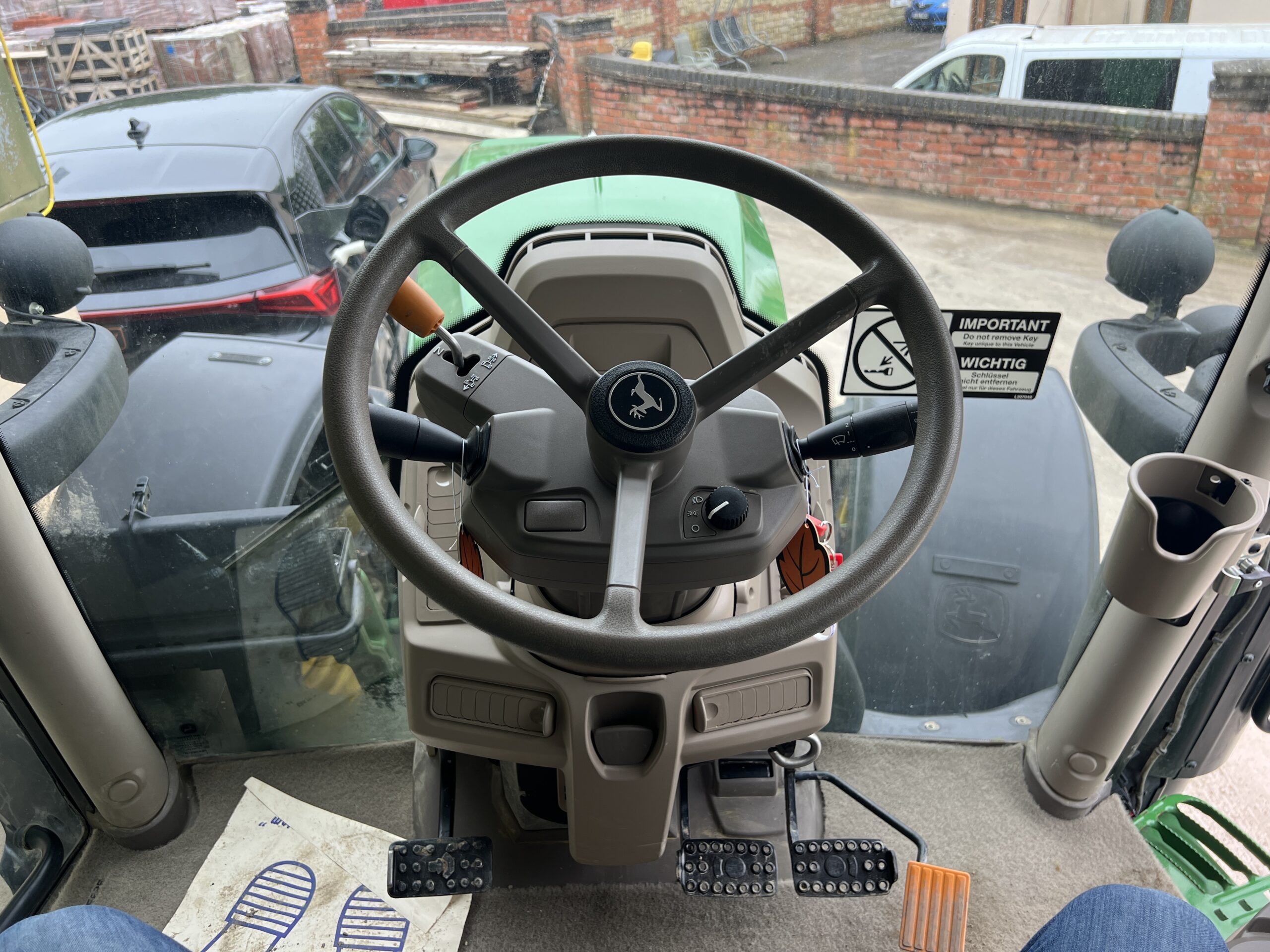 JOHN DEERE 6130R - used plant for sale at J Hawes Ltd - view 10
