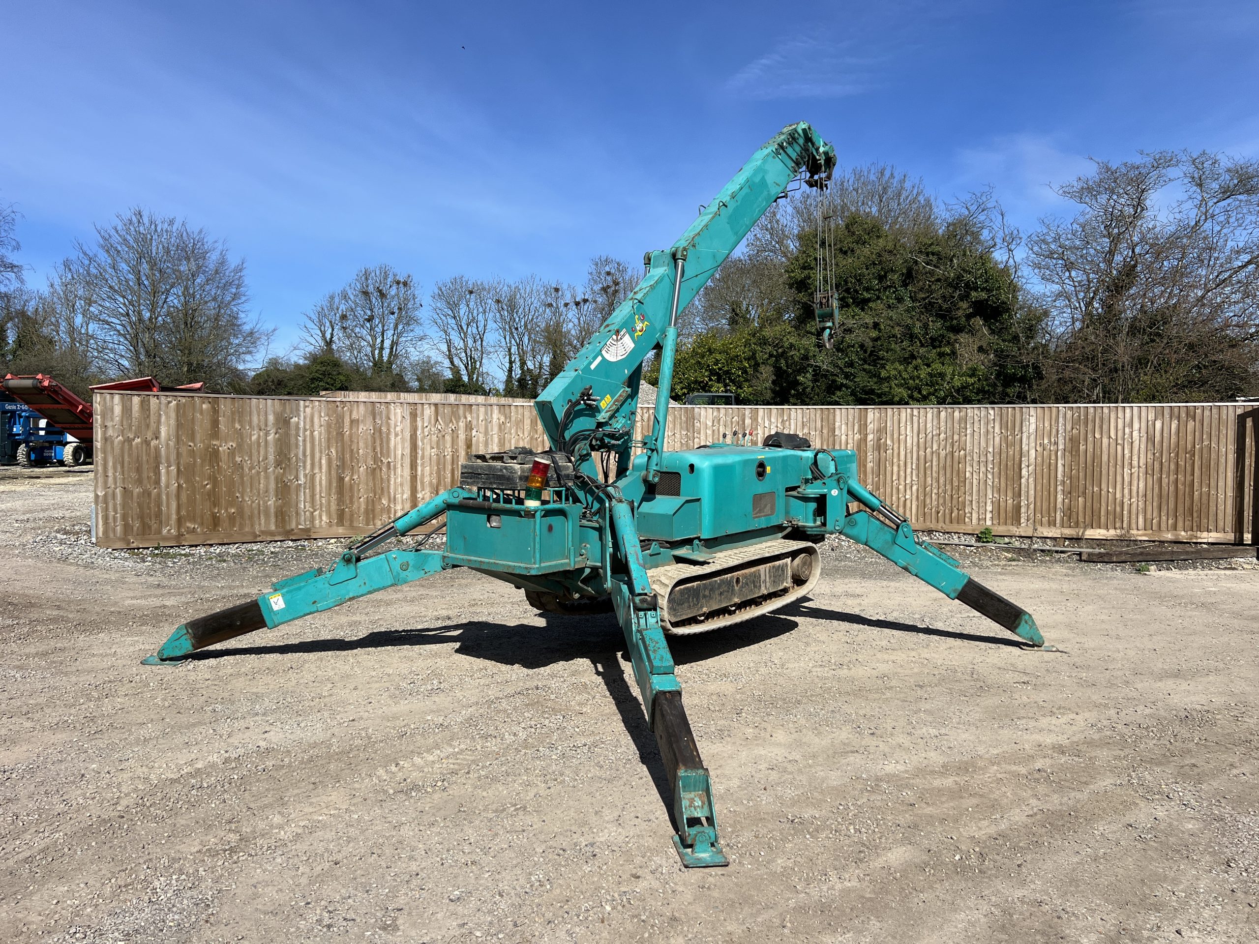MAEDA MC-305C CRANE 2011 - used plant for sale at J Hawes Ltd - view 3