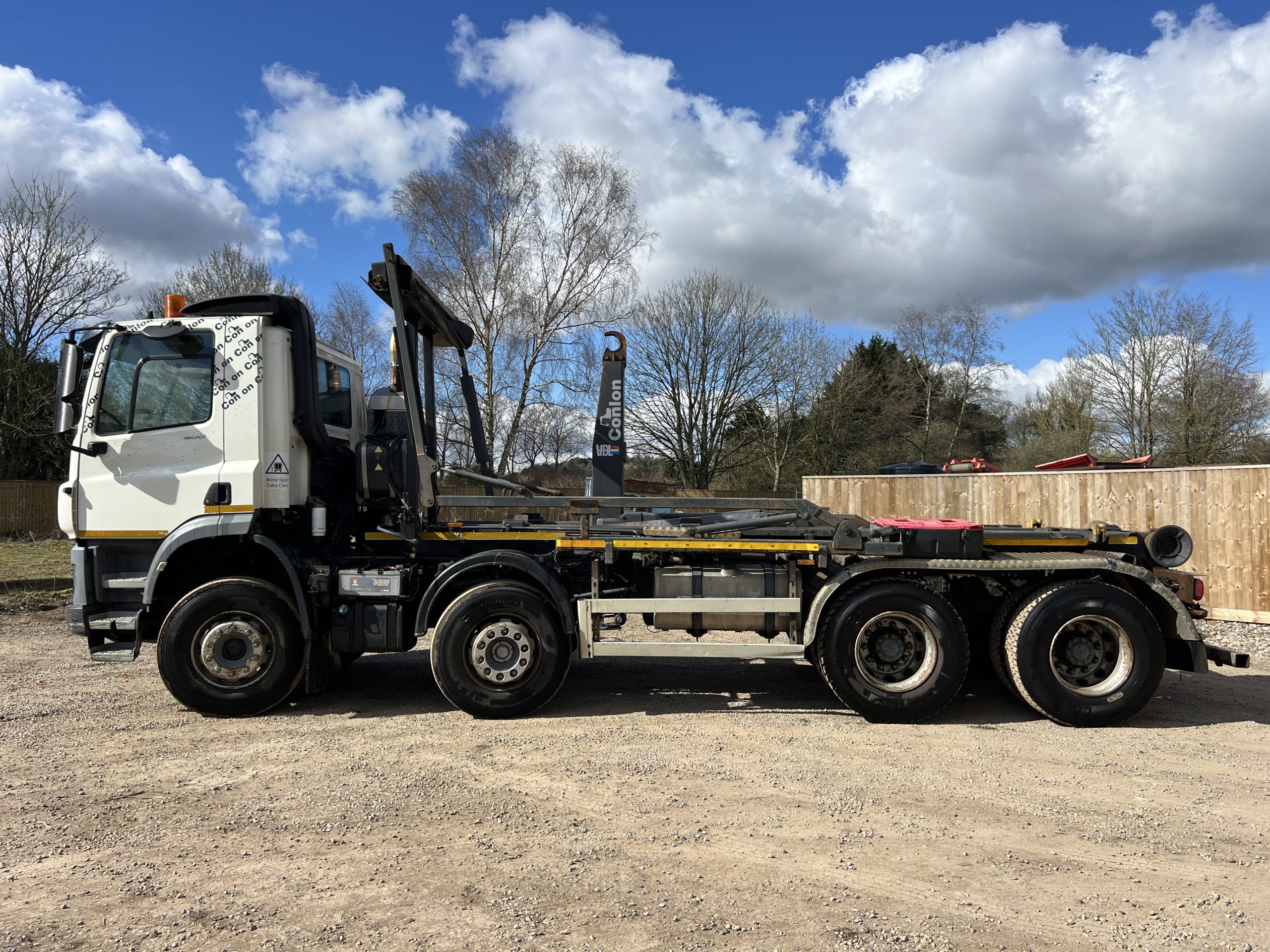 DAF CF400 HOOK LOADER 2016 - used trucks for sale at J Hawes Ltd - view 2