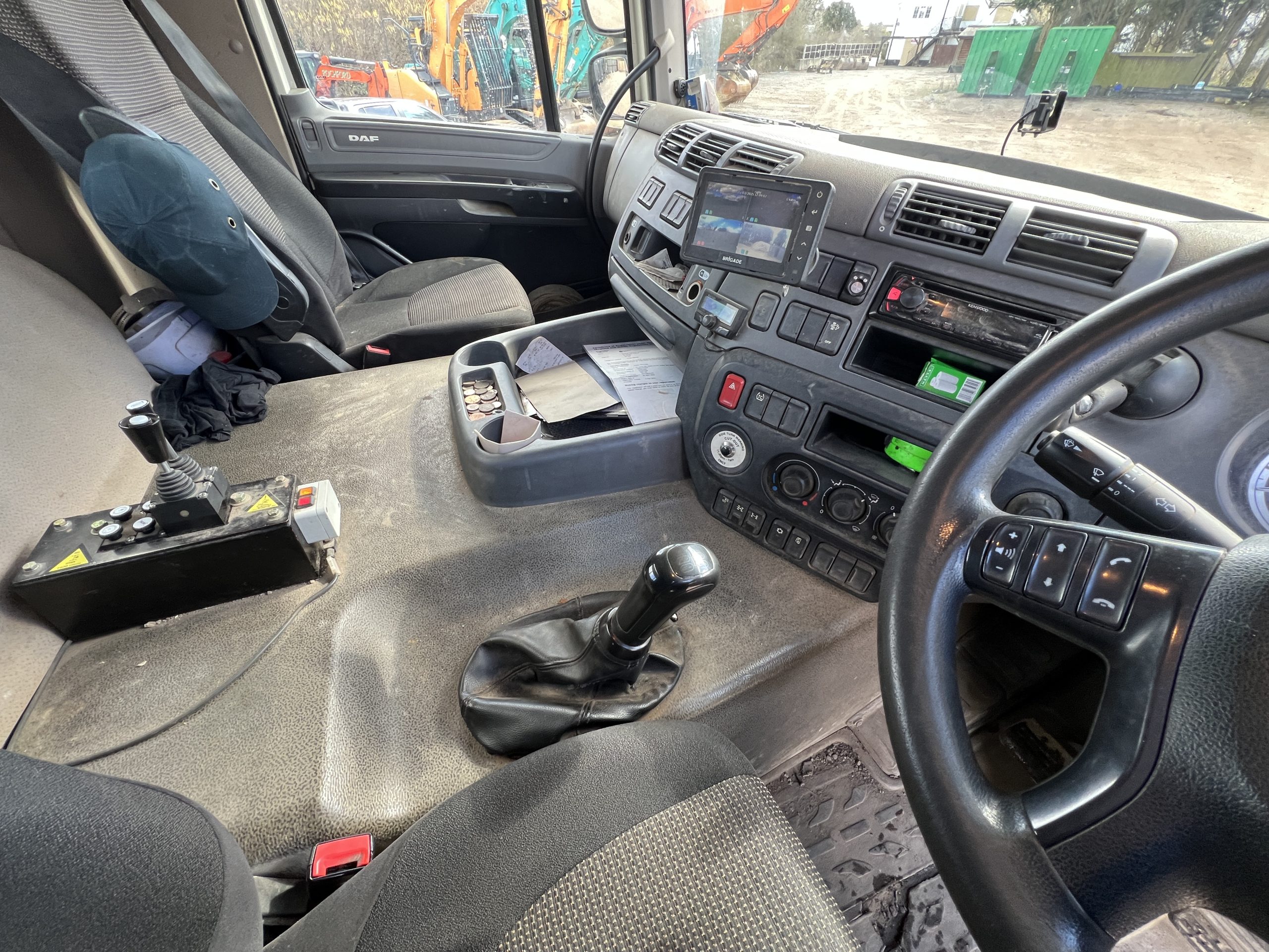 DAF CF400 HOOK LOADER 2016 - used trucks for sale at J Hawes Ltd - view 17
