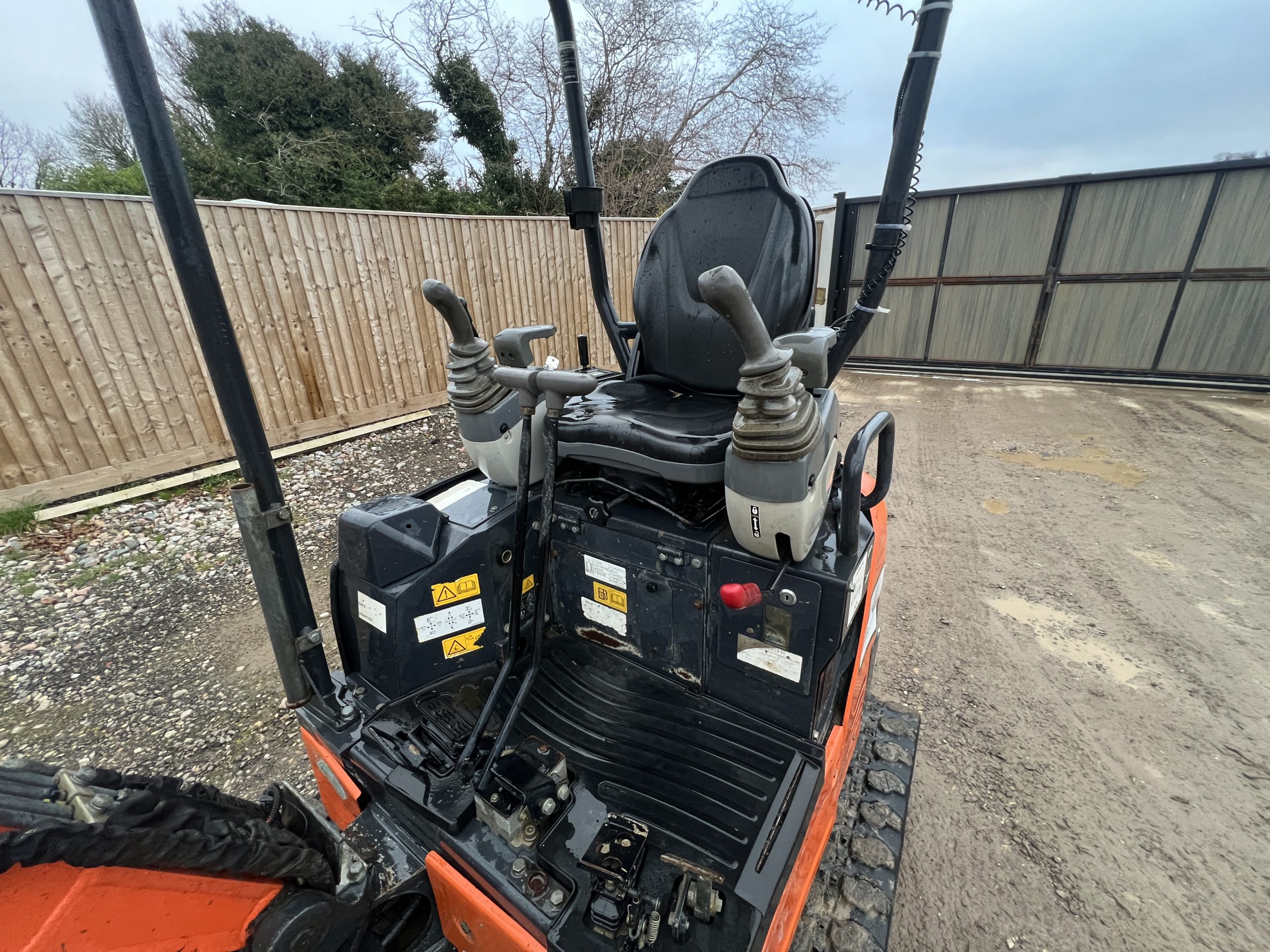 HITACHI ZX19U-5A 2018 - used plant for sale at J Hawes Ltd - view 8