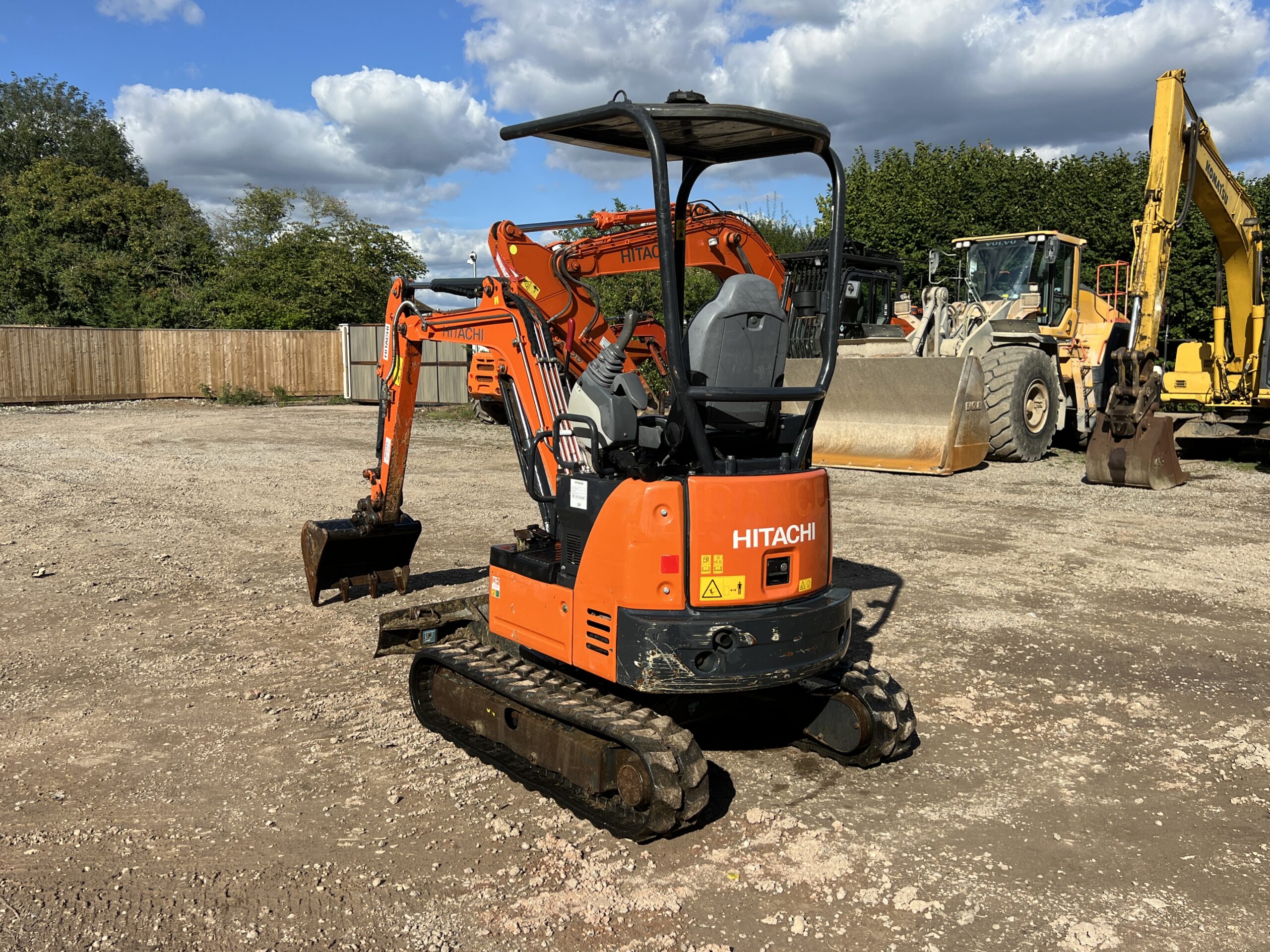 HITACHI ZX19U-5A 2018 - used plant for sale at J Hawes Ltd - view 7