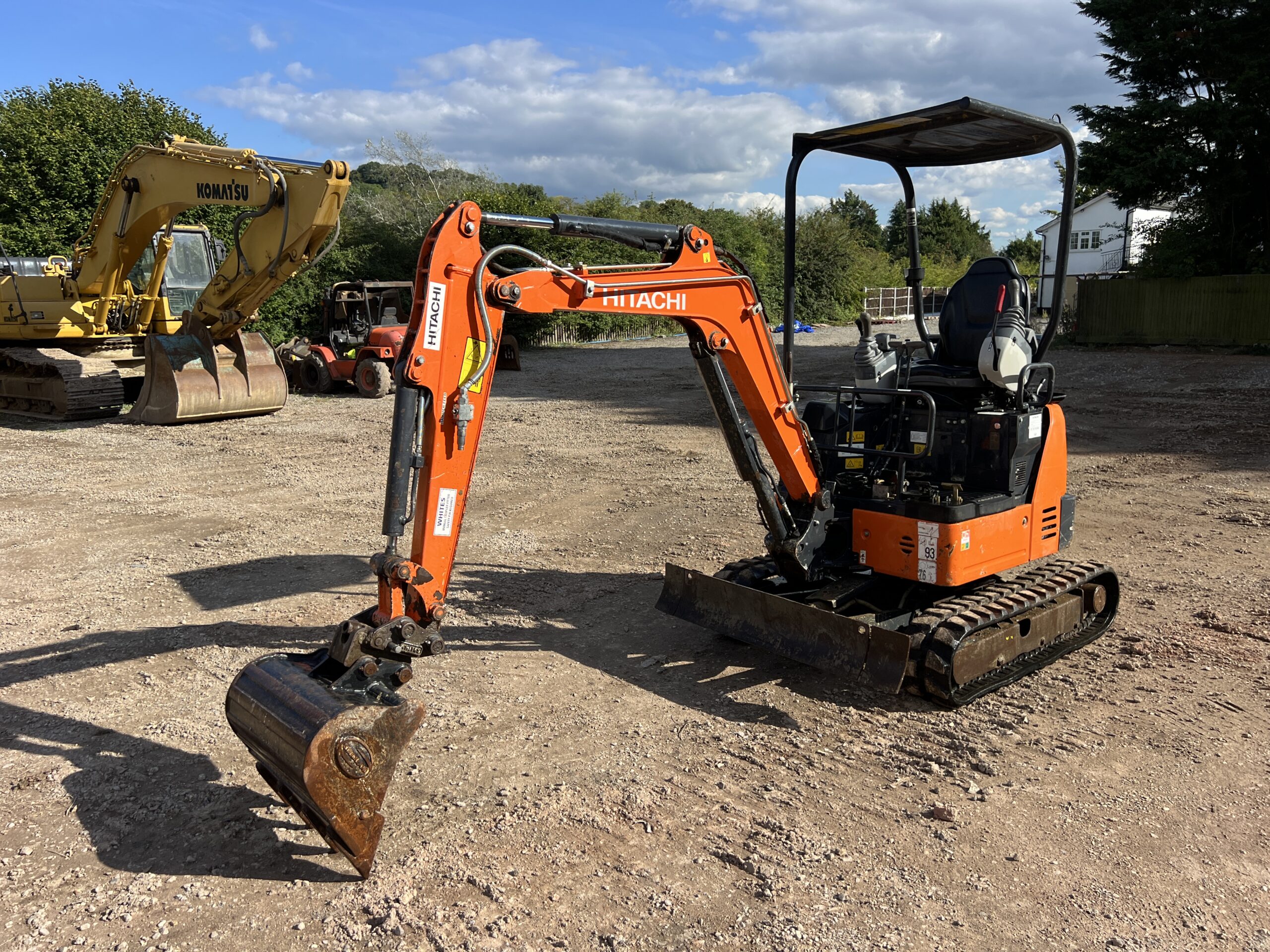 HITACHI ZX19U-5A 2018 - used plant for sale at J Hawes Ltd - view 4