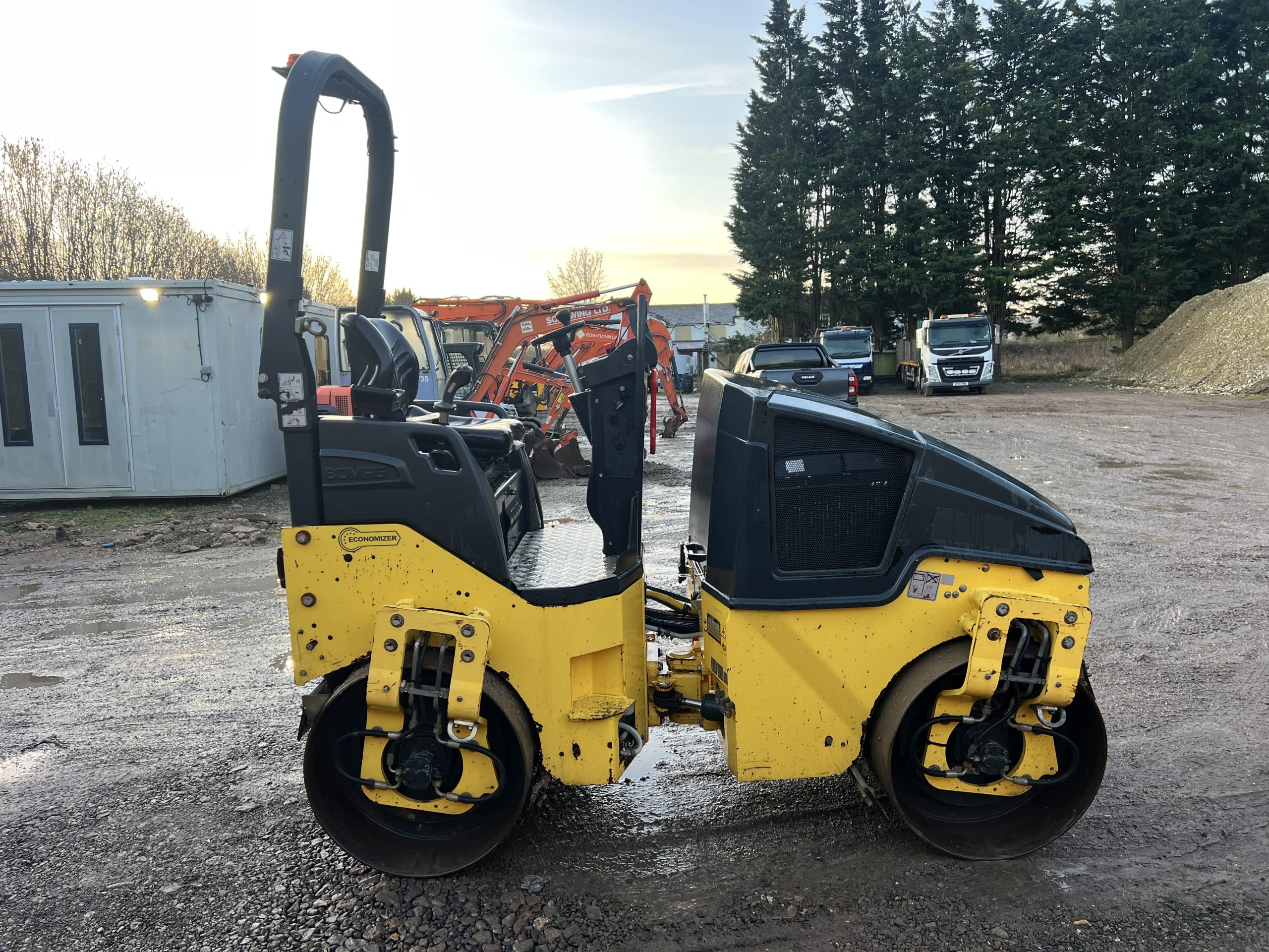 BOMAG BW120AD-5 ROLLER 2016 - used plant for sale at J Hawes Ltd - view 5
