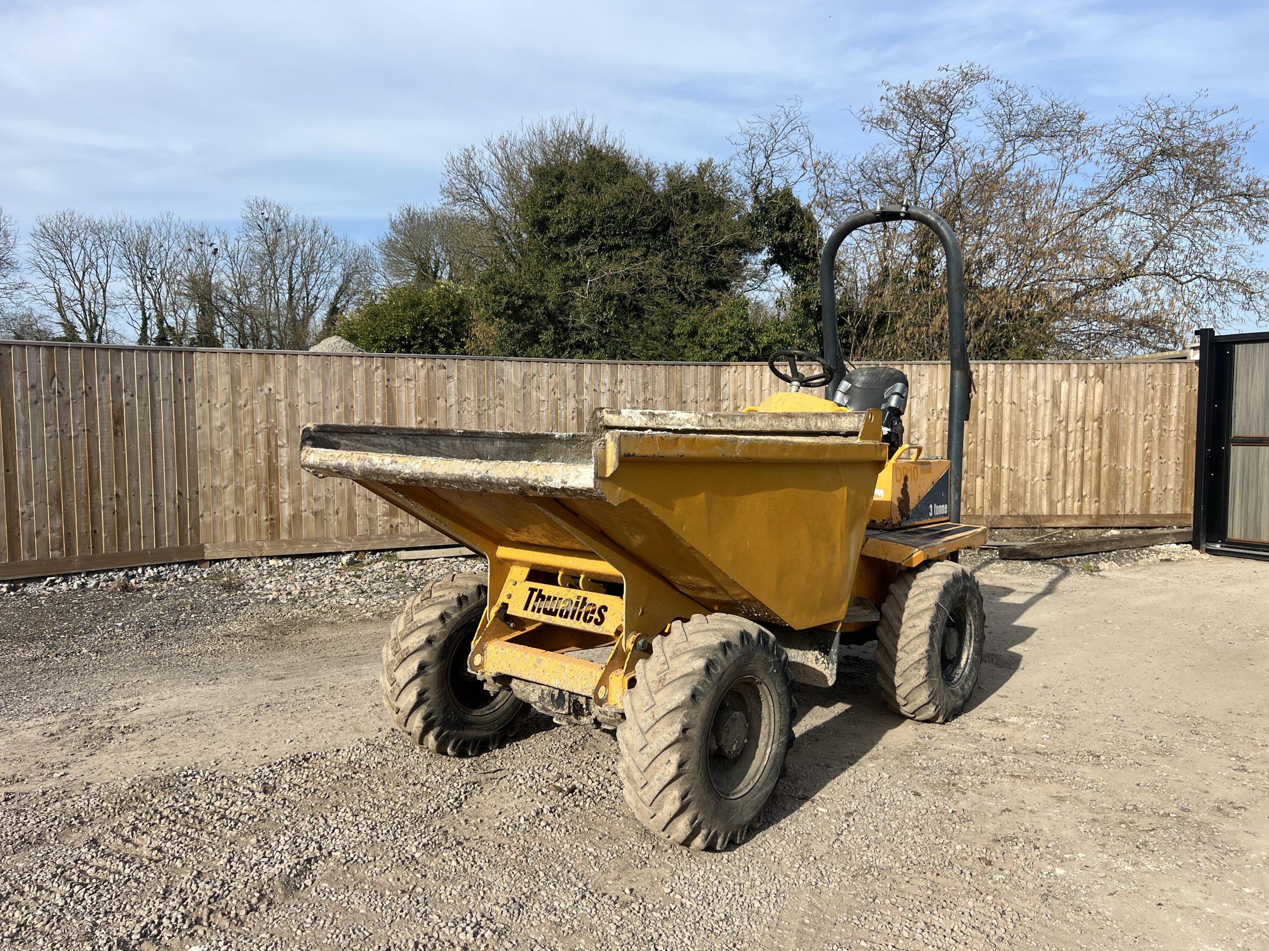 THWAITES 3T DUMPER 2013 - used plant for sale at J Hawes Ltd - view 3