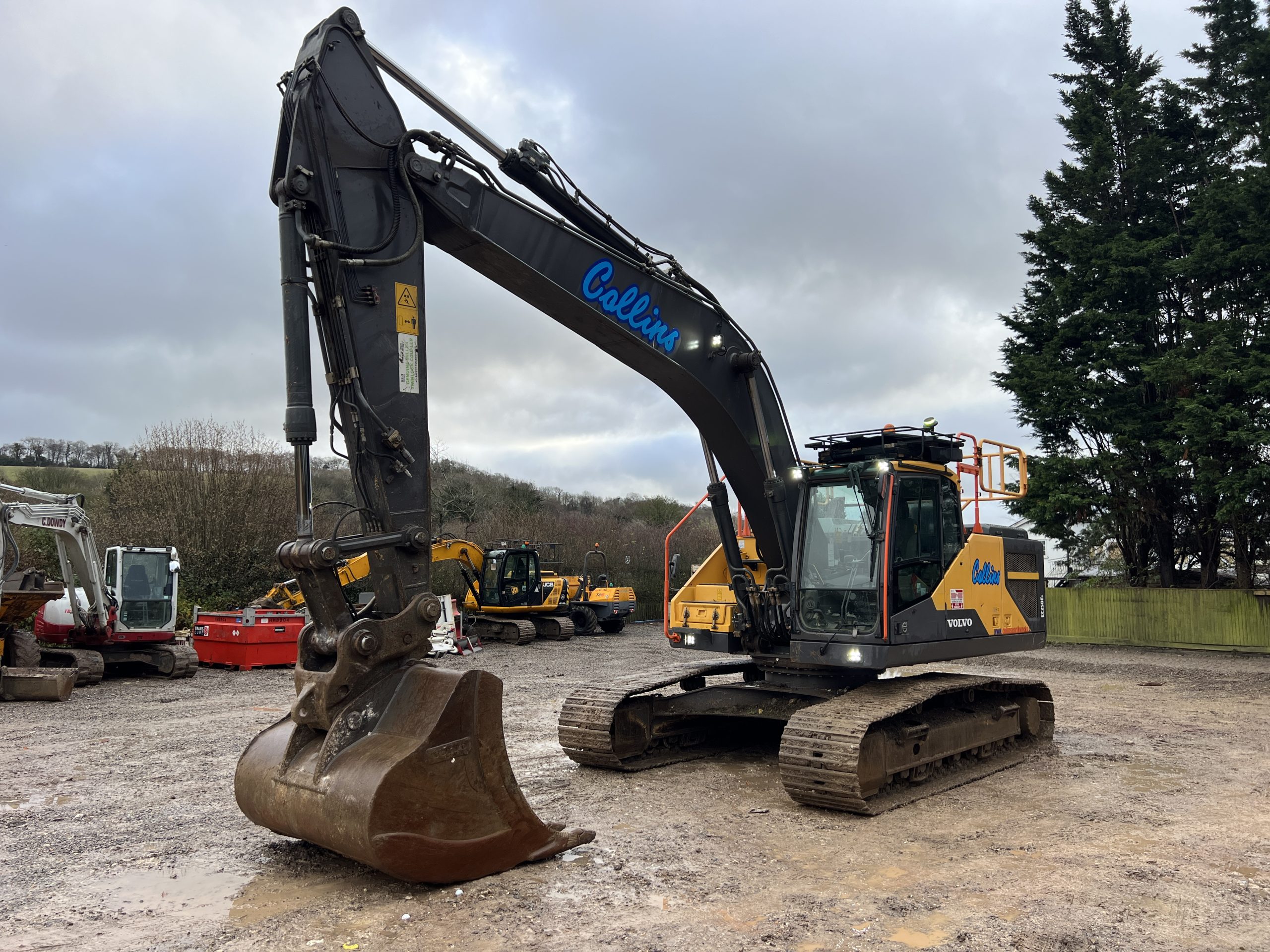 VOLVO EC250EL - used plant for sale at J Hawes Ltd - view 6