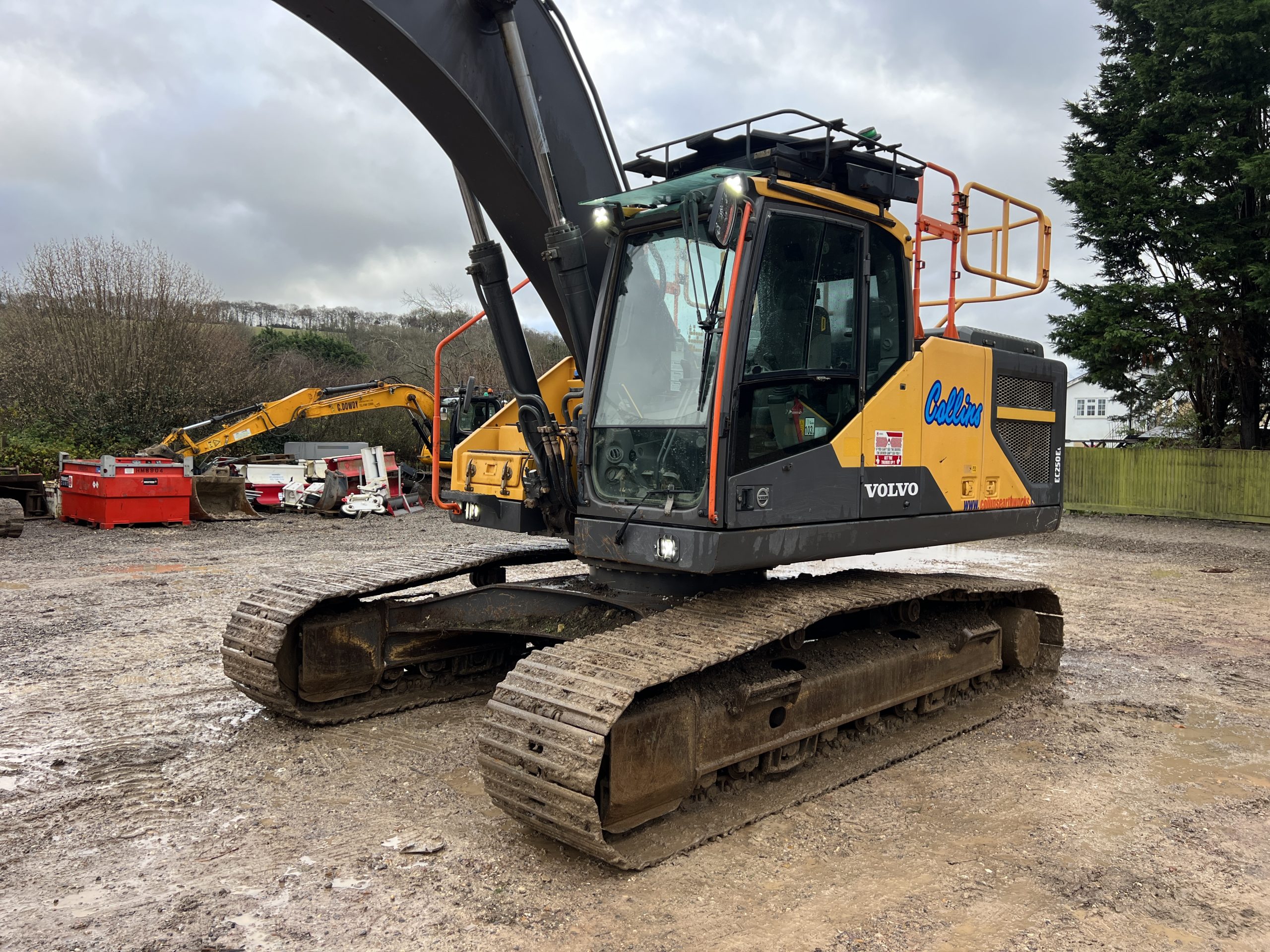 VOLVO EC250EL - used plant for sale at J Hawes Ltd - view 9