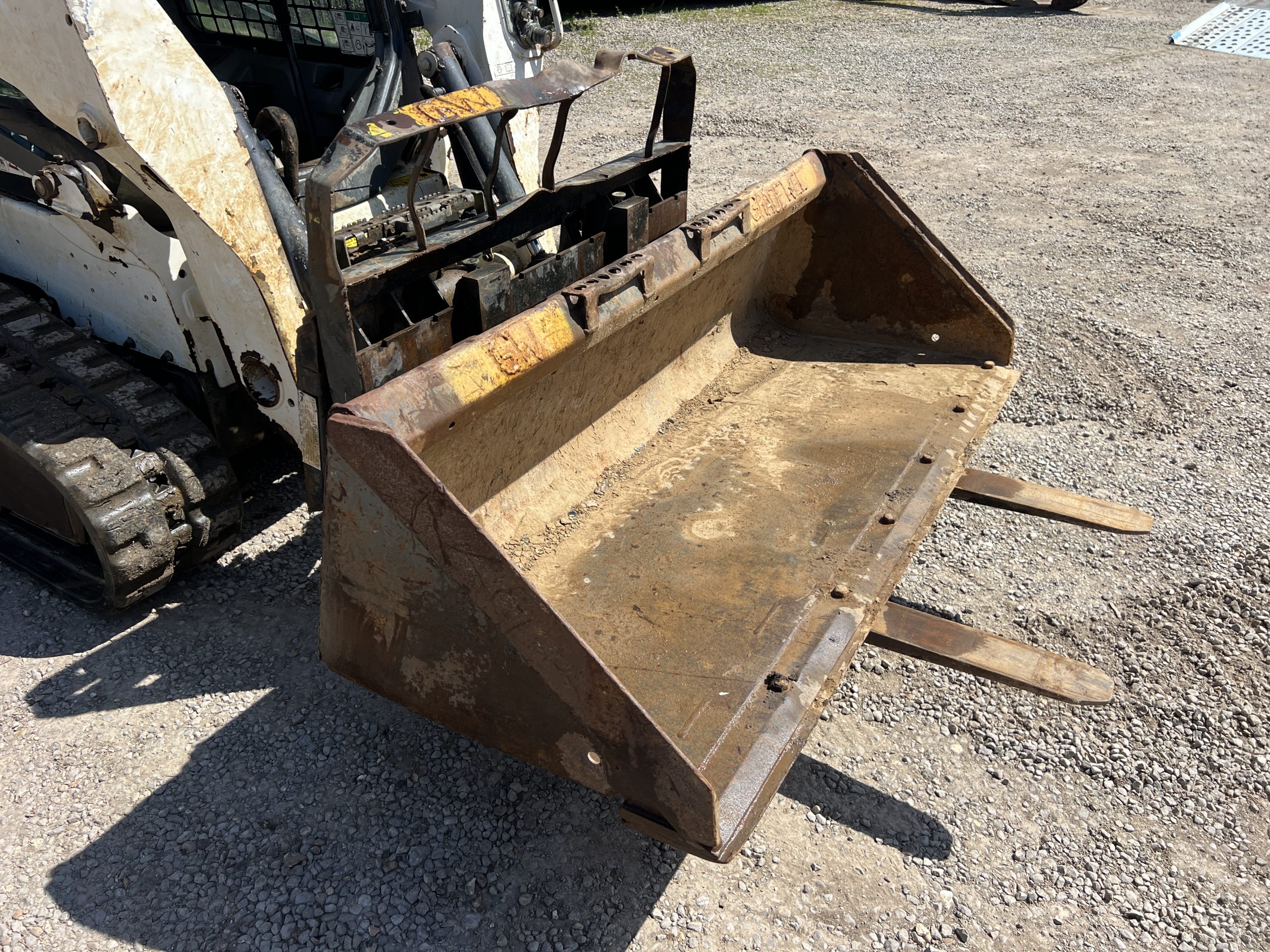 BOBCAT T590 LOADER 2015 - used plant for sale at J Hawes Ltd - view 9