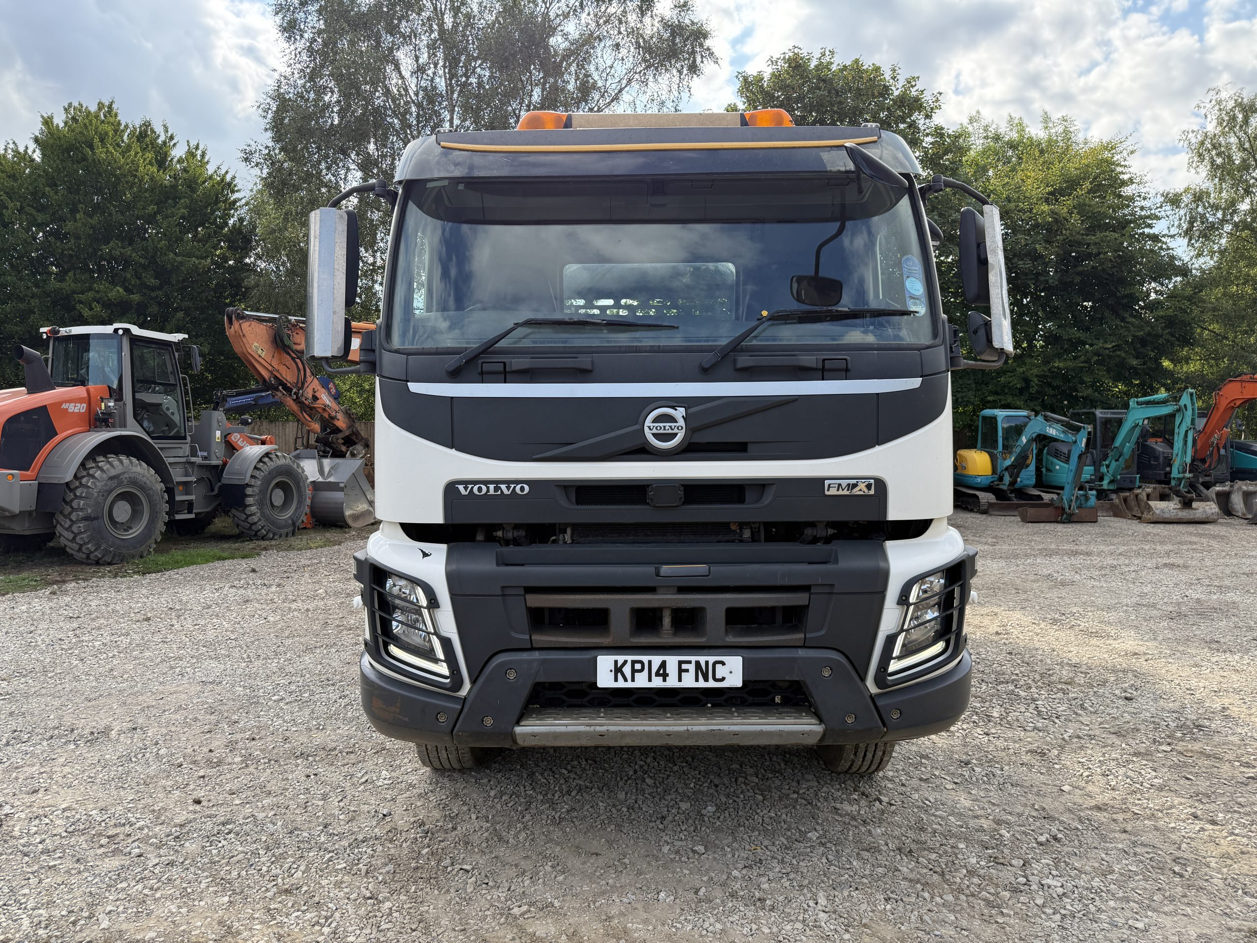 VOLVO FMX410 TIPPER 2014 - used trucks for sale at J Hawes Ltd - view 8