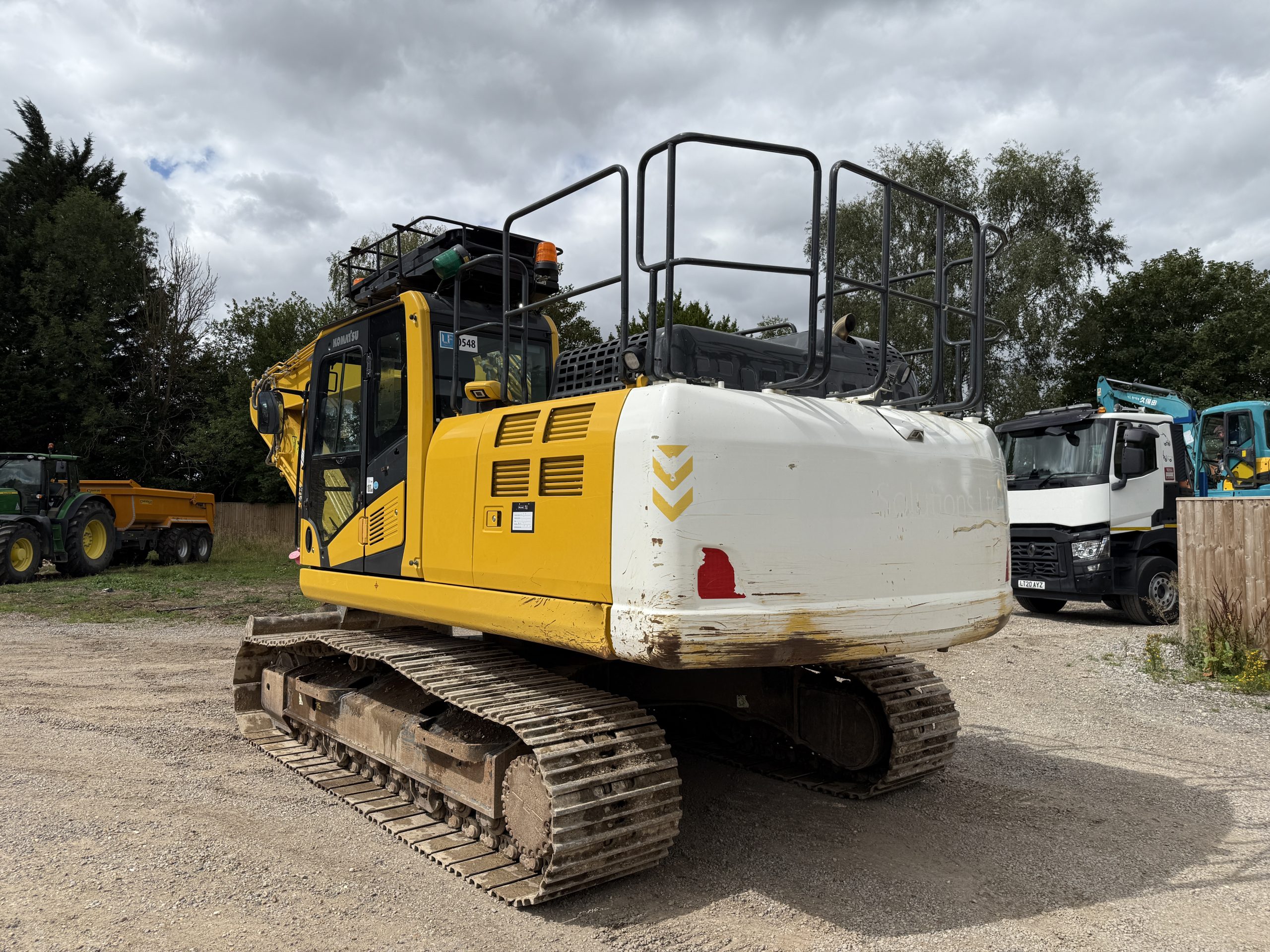 KOMATSU PC210LC-11EO 2023 - used plant for sale at J Hawes Ltd - view 9