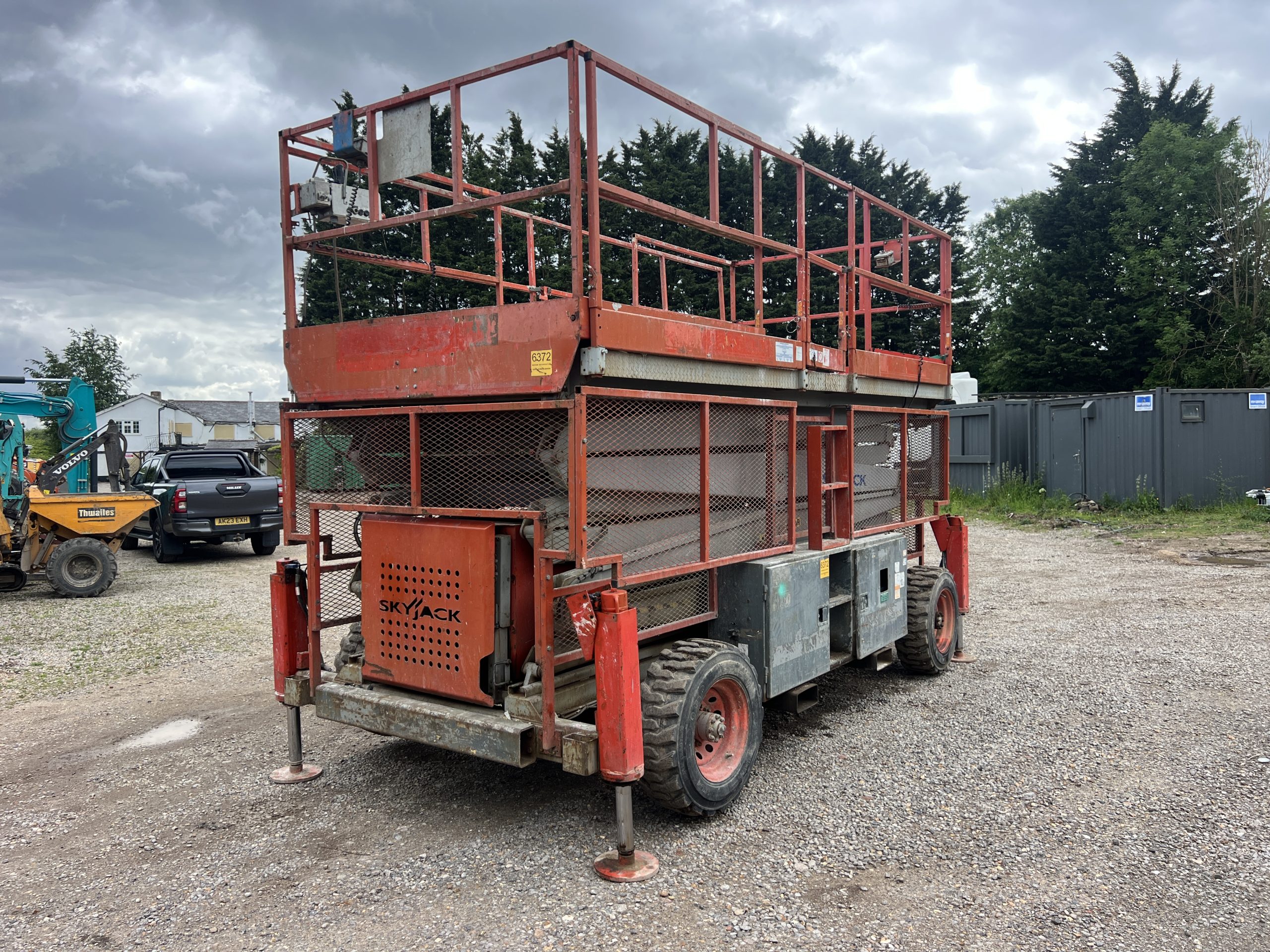 SKYJACK SJ9250 ROUGH TERRAIN SCISSOR 2008 - used plant for sale at J Hawes Ltd - view 3