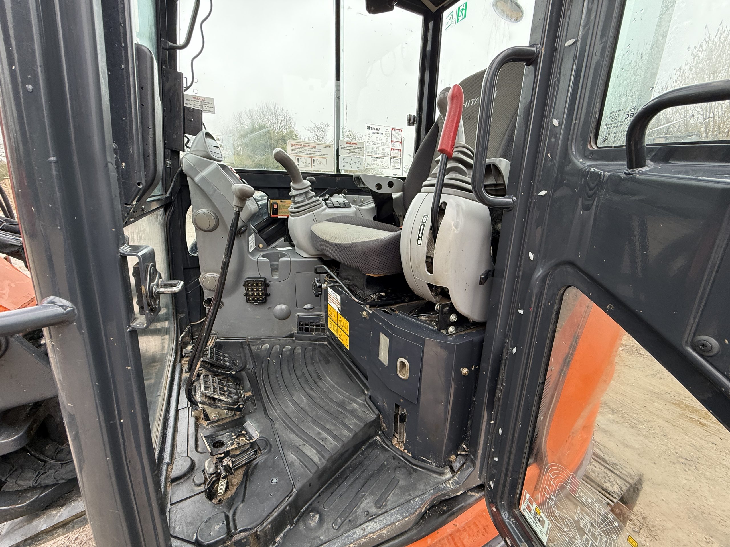 HITACHI ZX65USB-6 2020 - used plant for sale at J Hawes Ltd - view 10