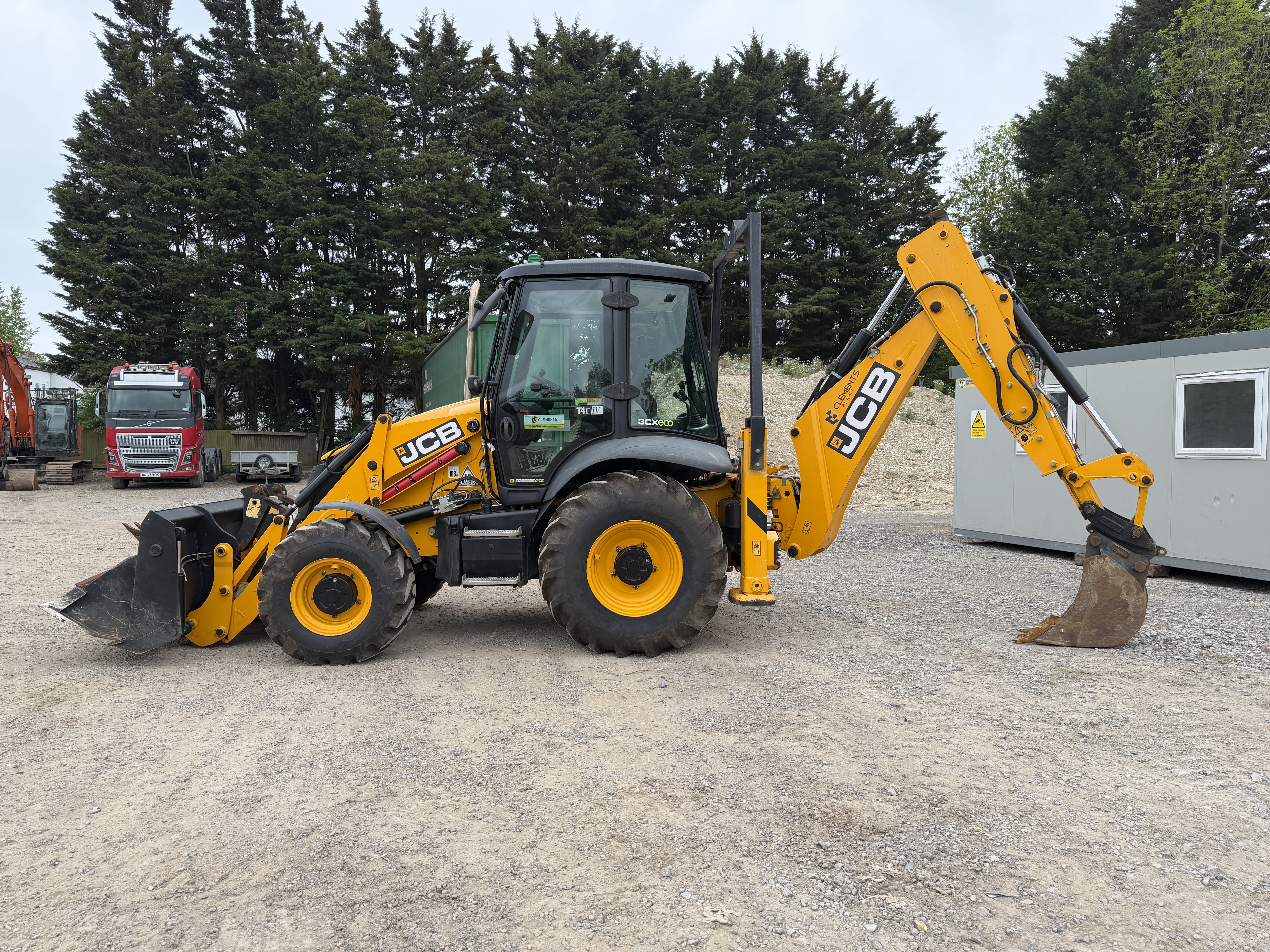 JCB 3CX CONTRACTOR PRO 2019 - used plant for sale at J Hawes Ltd - view 2