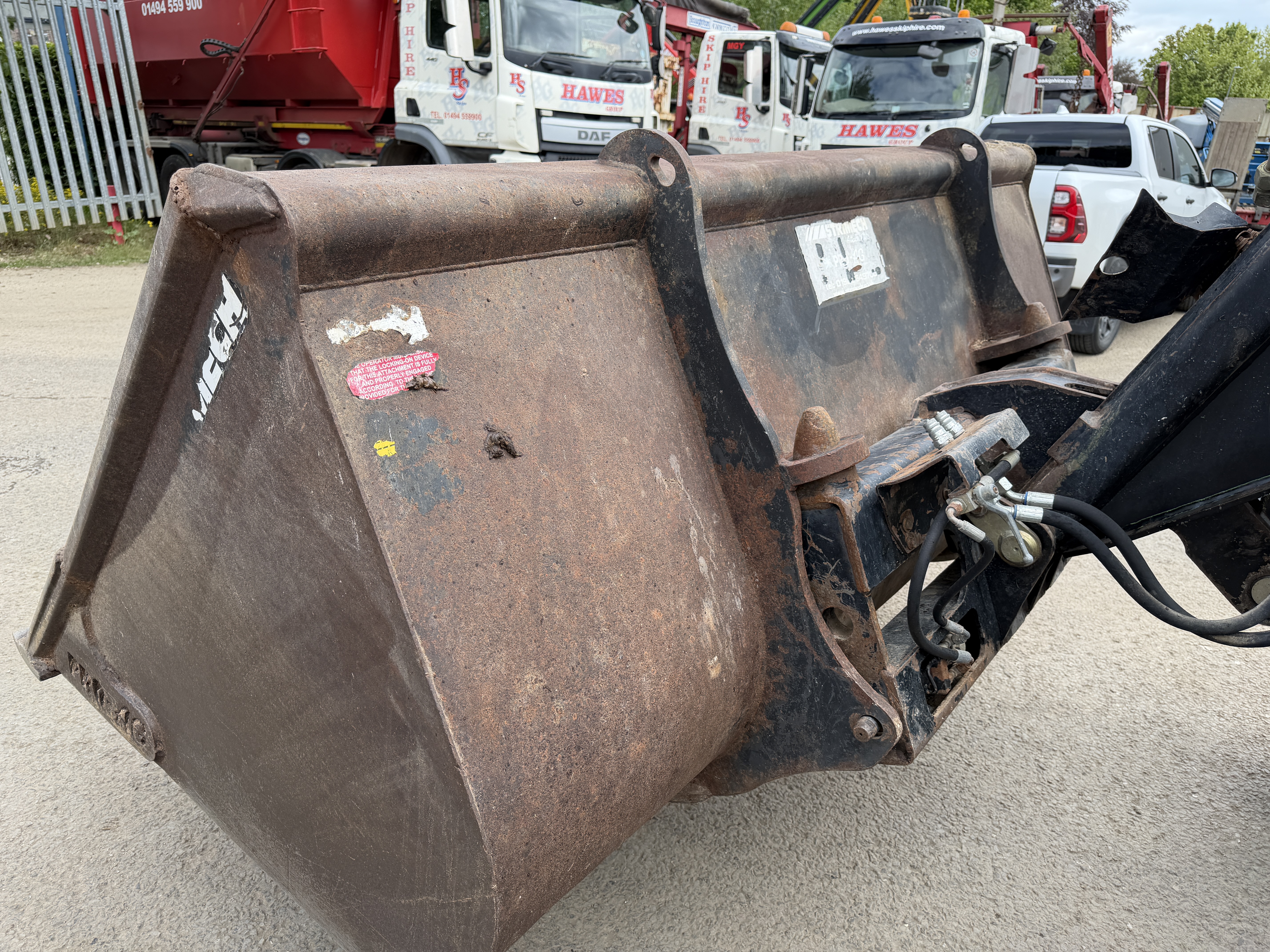 JOHN DEERE 3320 2005 - used plant for sale at J Hawes Ltd - view 10