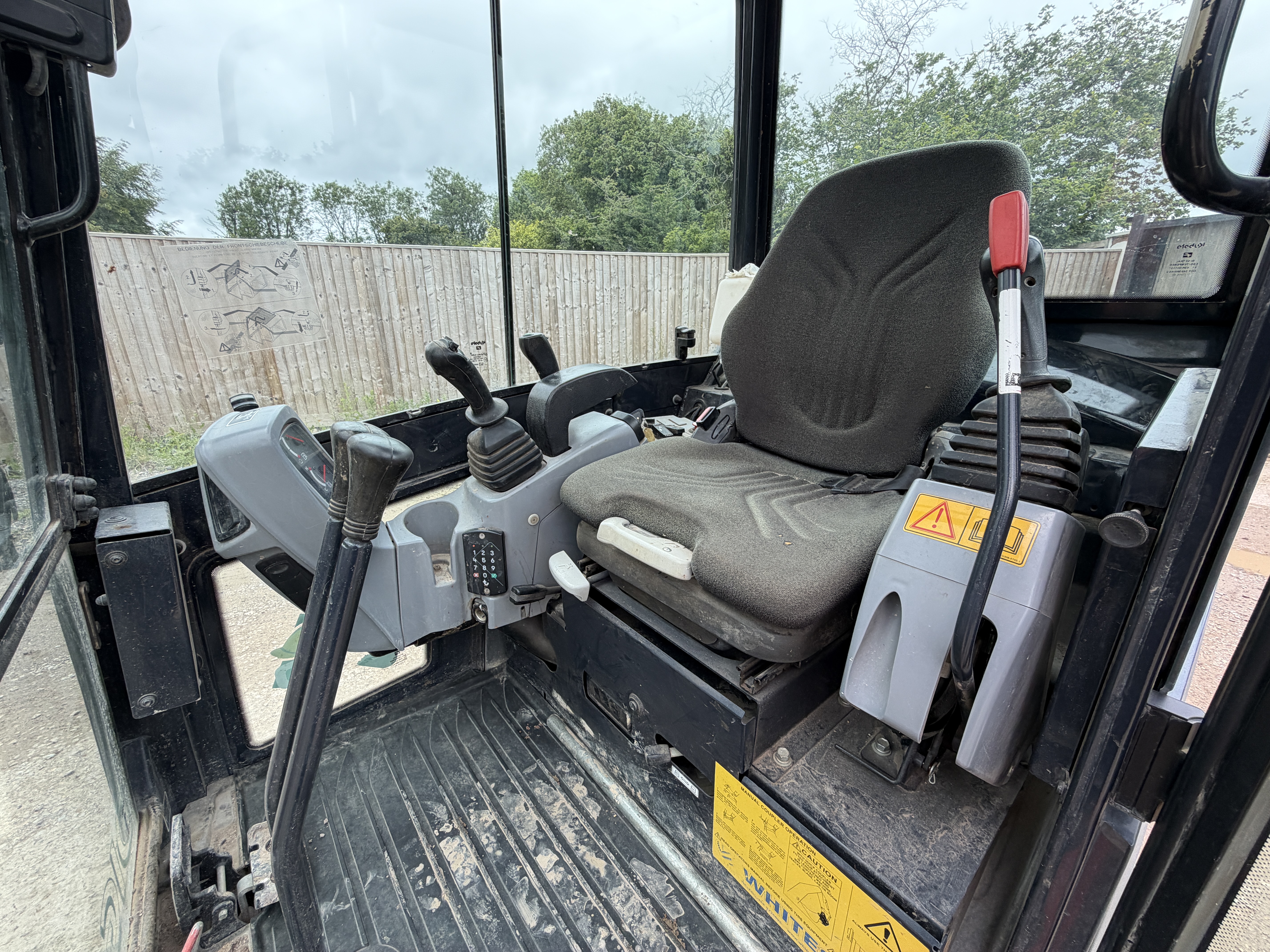 KUBOTA KX019 FULL CAB 2017 - used plant for sale at J Hawes Ltd - view 8