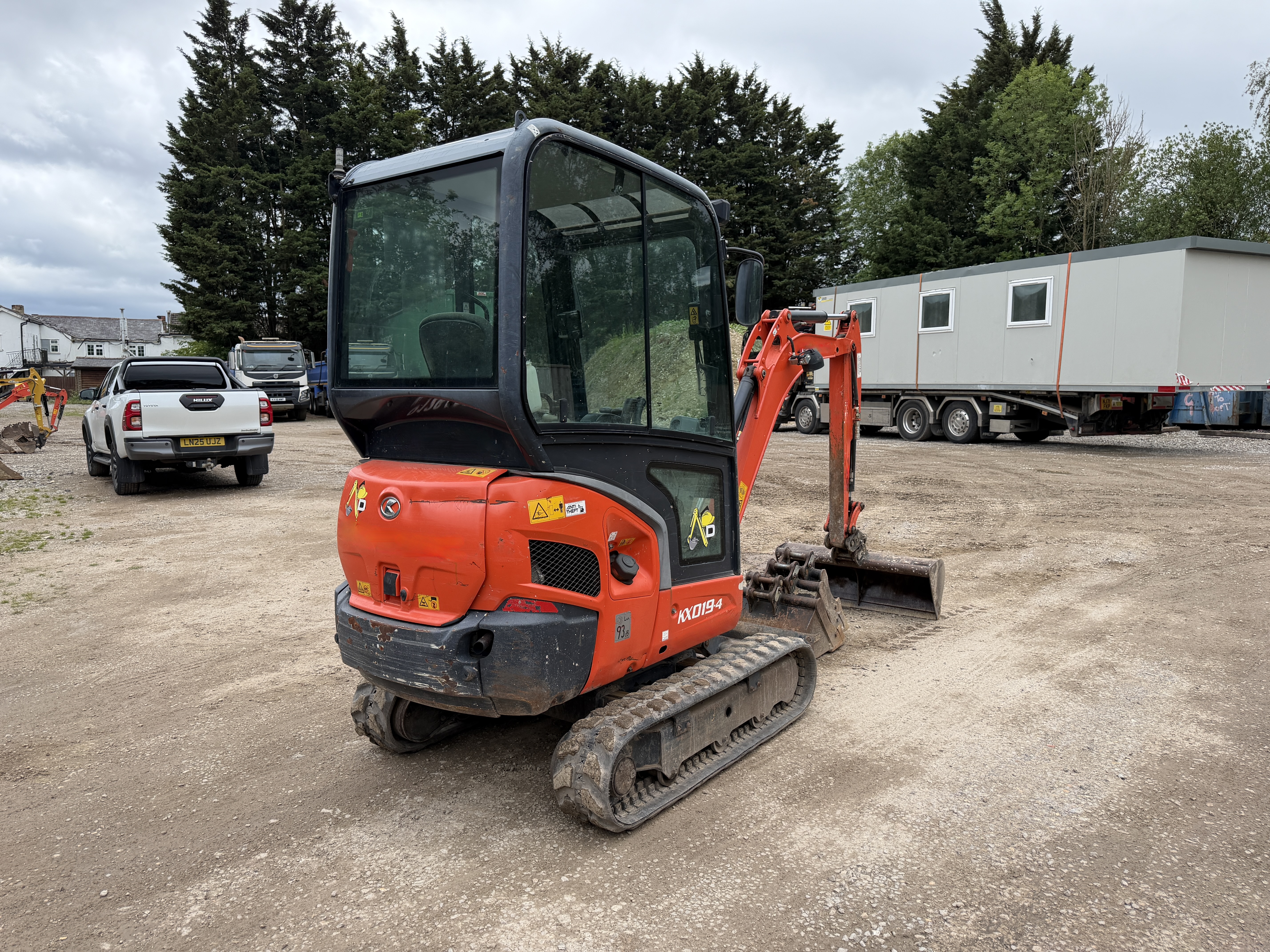 KUBOTA KX019 FULL CAB 2017 - used plant for sale at J Hawes Ltd - view 3