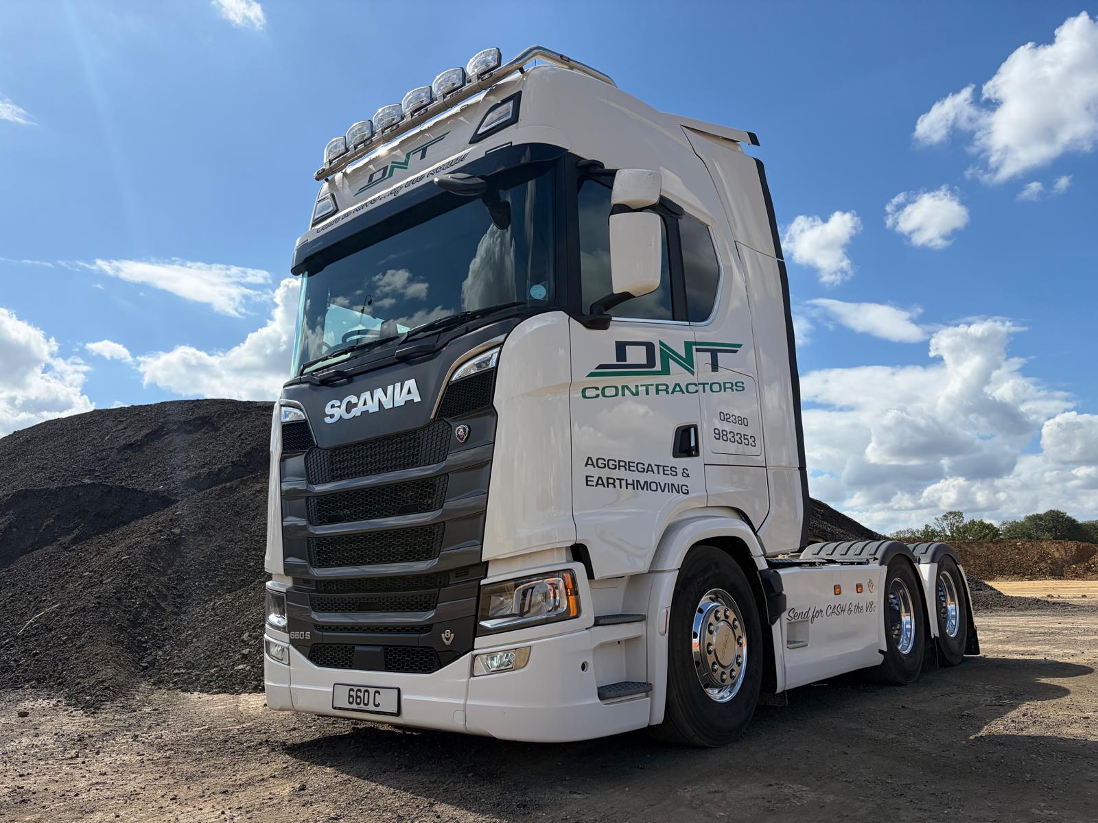 SCANIA S660 V8 2025 - used trucks for sale at J Hawes Ltd - view 3
