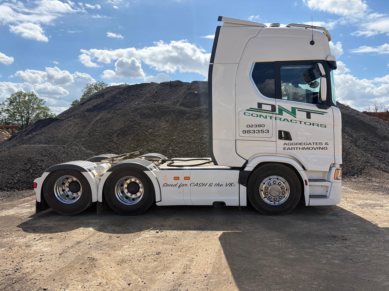 SCANIA S660 V8 2025 - used trucks for sale at J Hawes Ltd - view 11