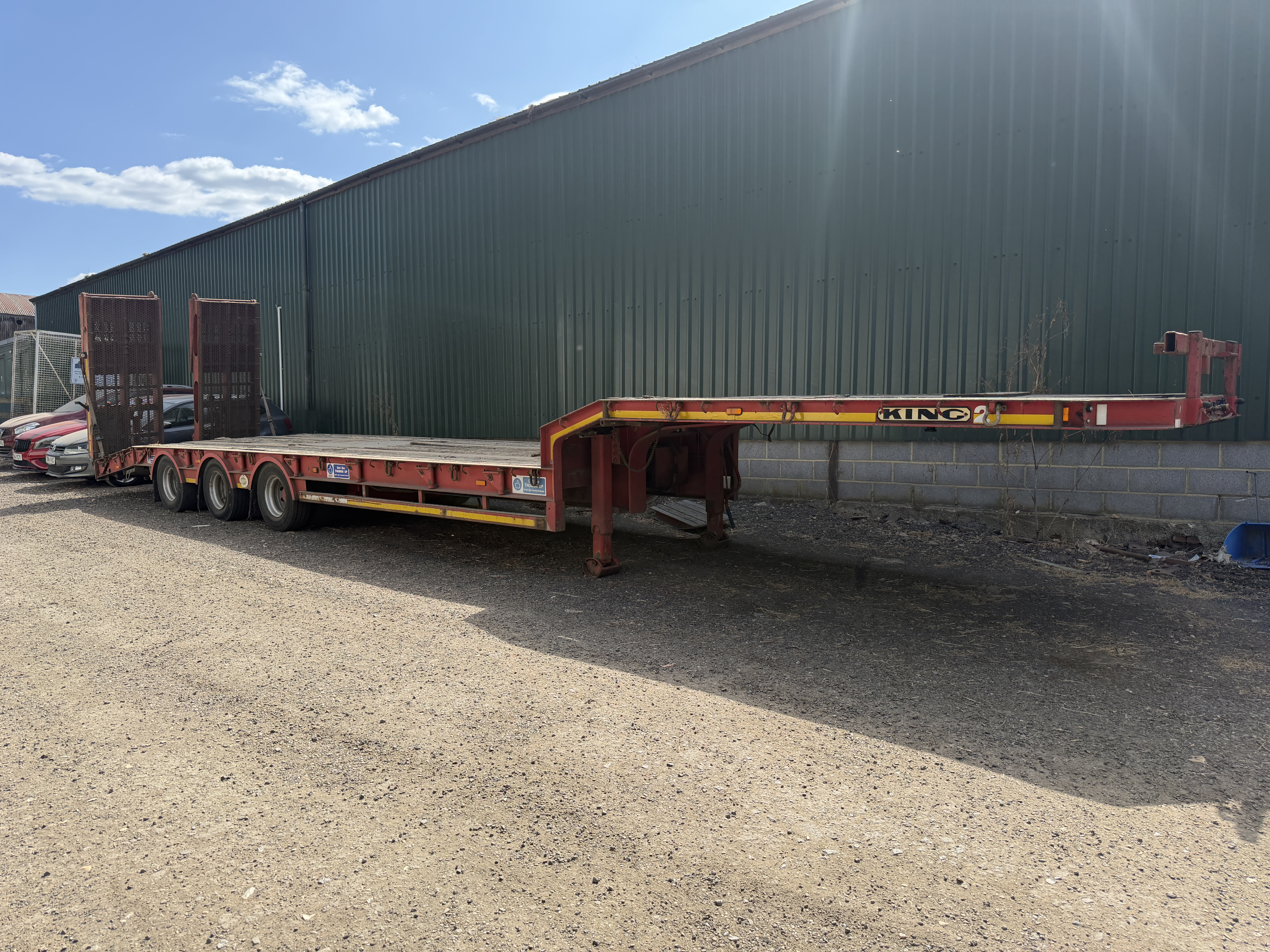 KING TRAILER 2004 - used trucks for sale at J Hawes Ltd