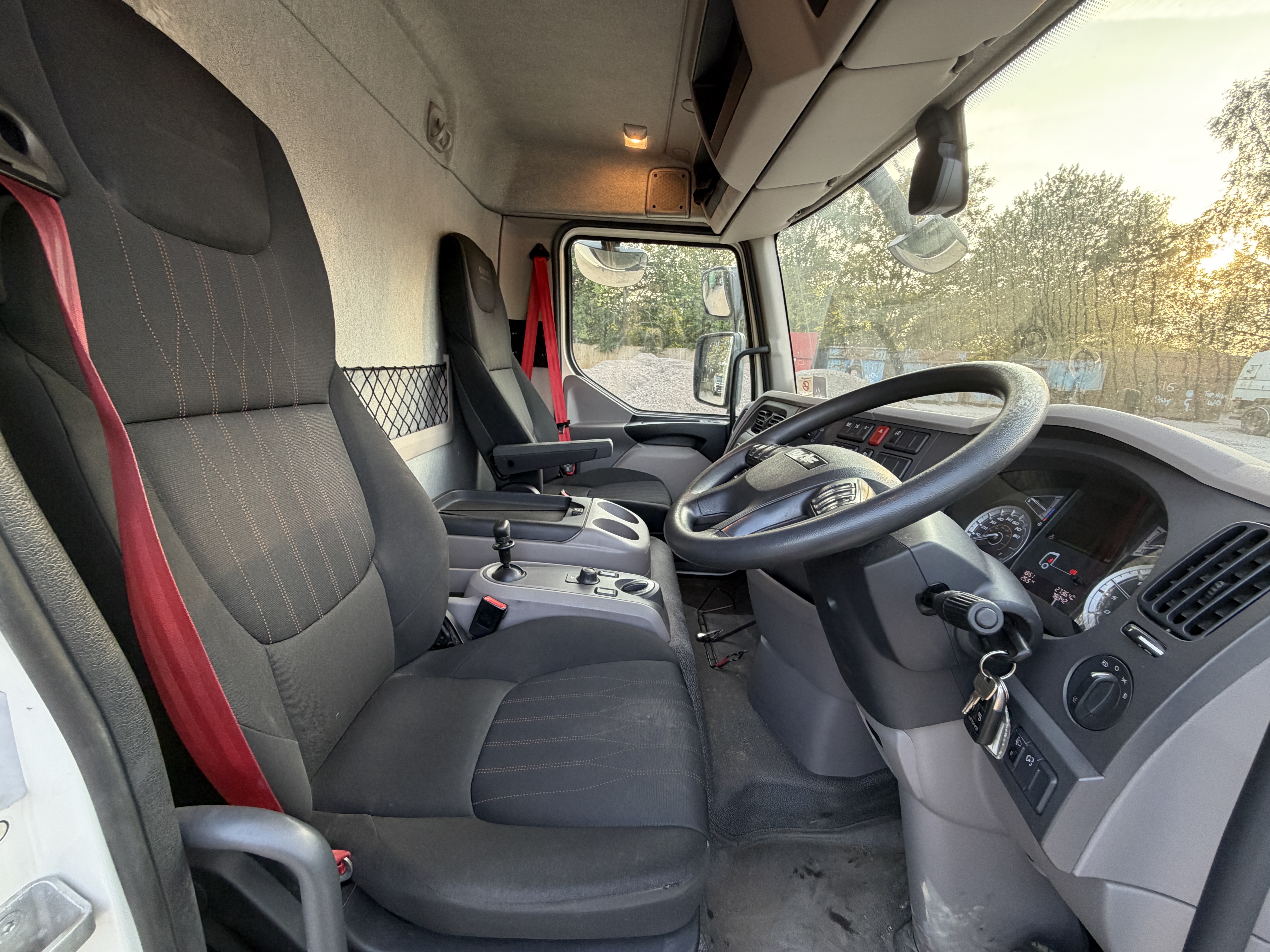 DAF LF180 7.5T BOX LORRY 2022 - used trucks for sale at J Hawes Ltd - view 11