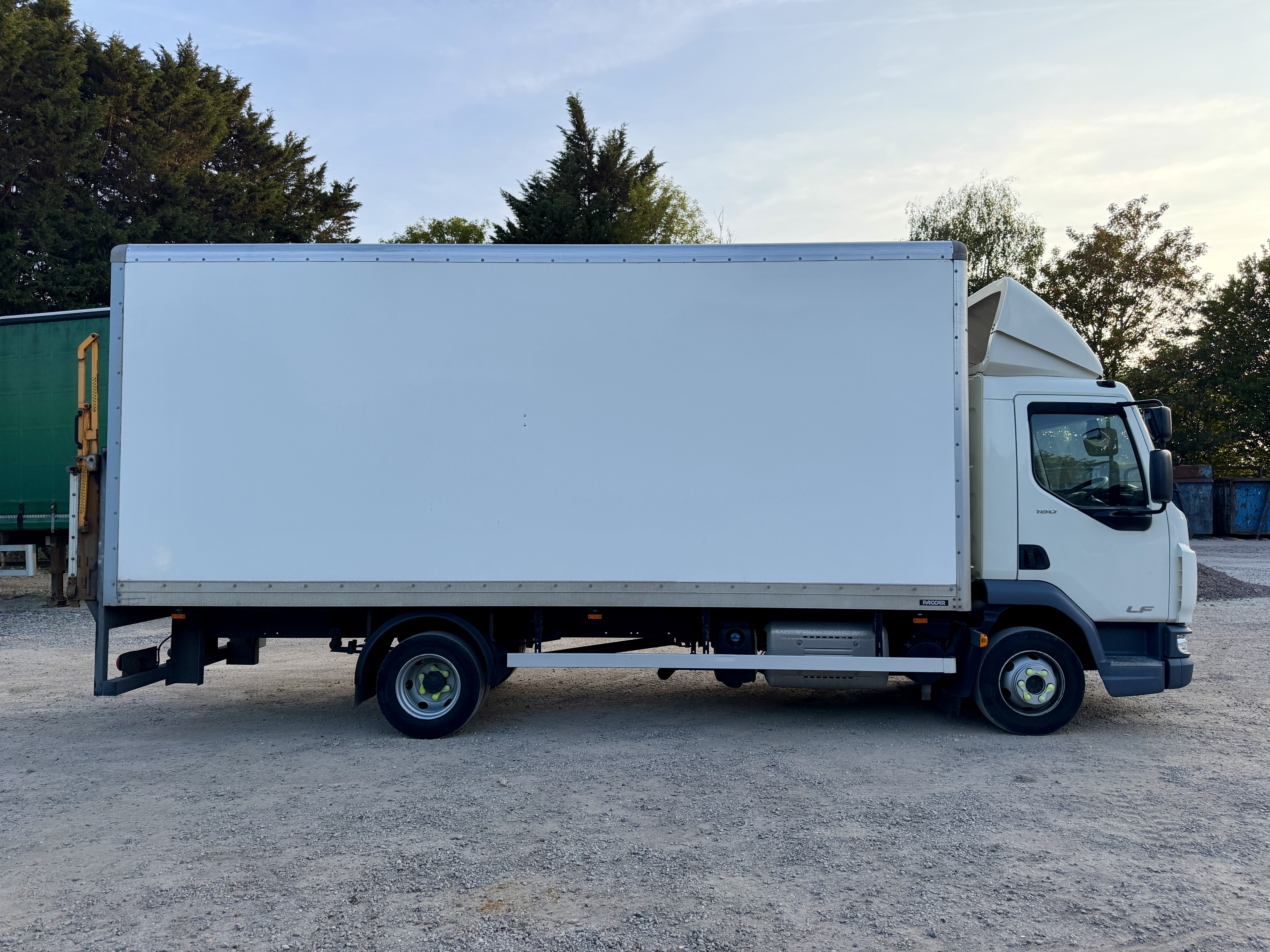 DAF LF180 7.5T BOX LORRY 2022 - used trucks for sale at J Hawes Ltd - view 2
