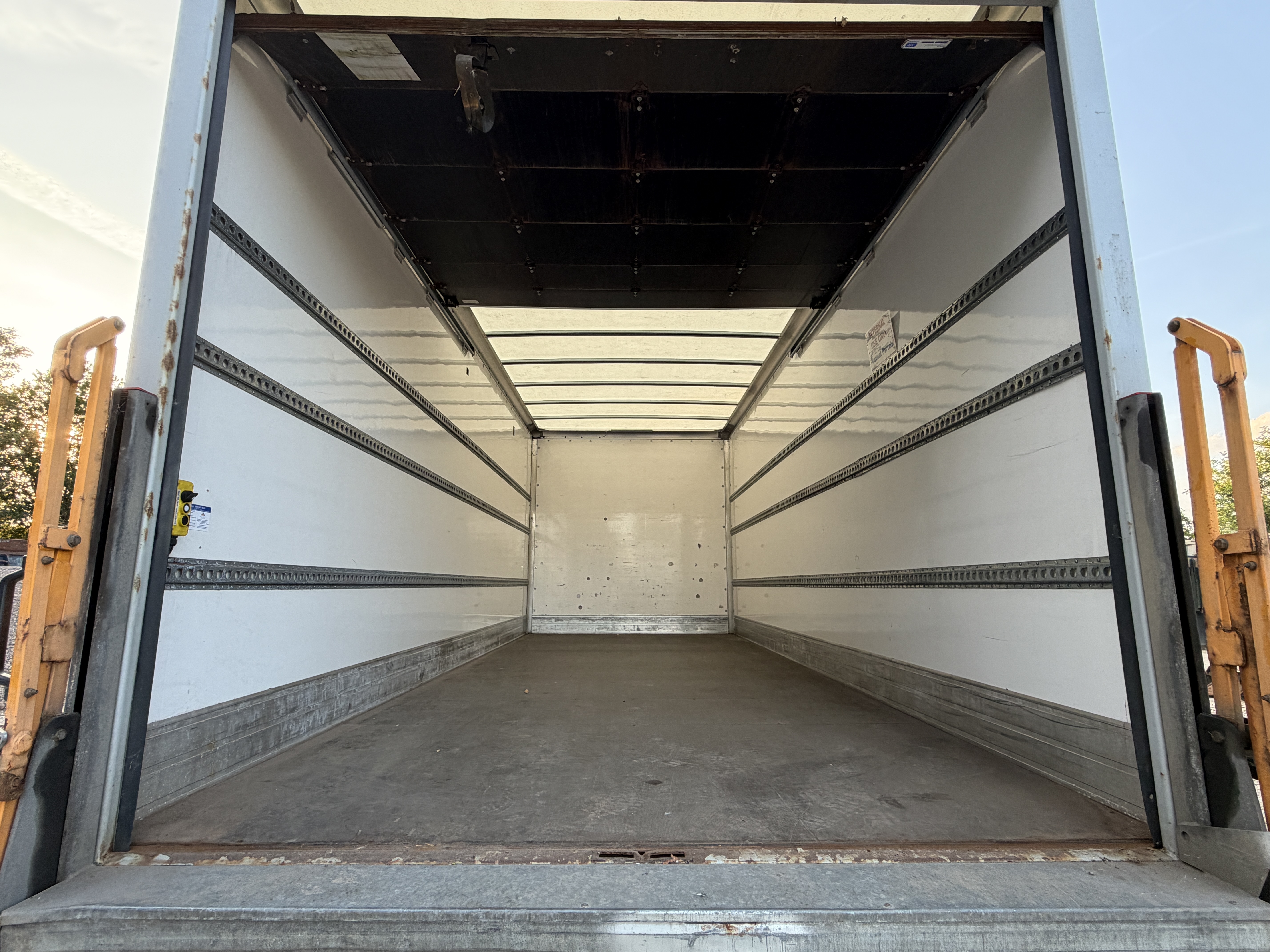 DAF LF180 7.5T BOX LORRY 2022 - used trucks for sale at J Hawes Ltd - view 10