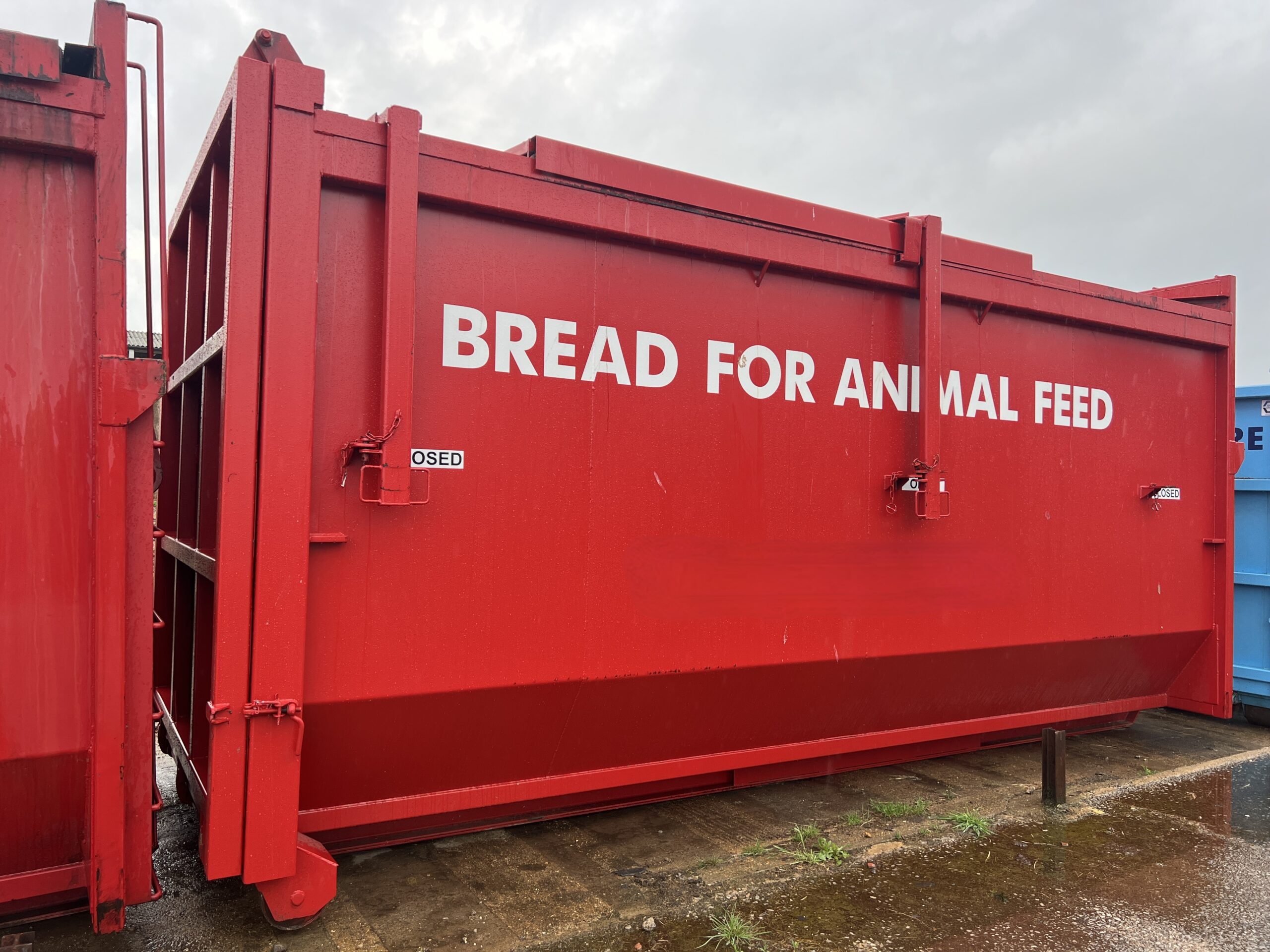 40YRD INCLOSED HOOK BINS 2024 - used attachments & accessories for sale at J Hawes Ltd - view 5