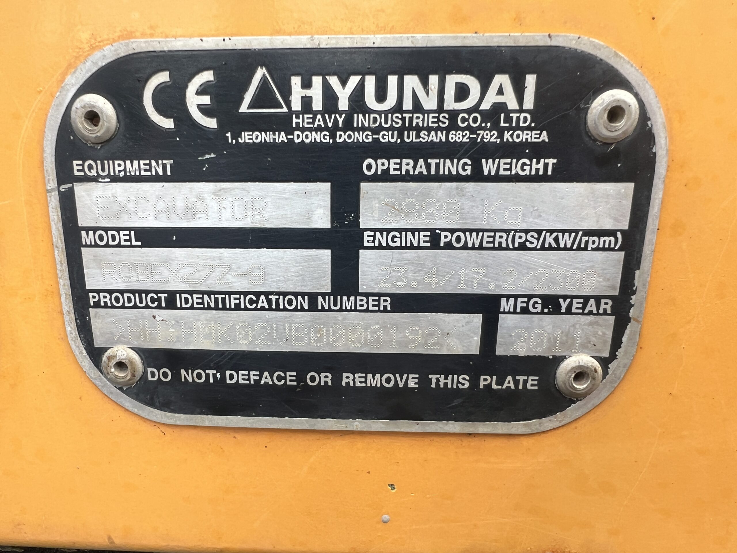 HYUNDAI 27Z-9 MINI DIGGER - used plant for sale at J Hawes Ltd - view 11