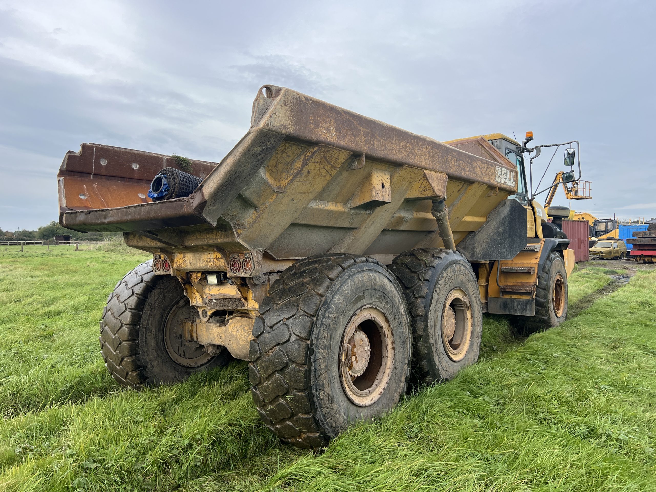 2002 BELL B25D DUMP TRUCK 2003 - used plant for sale at J Hawes Ltd - view 5