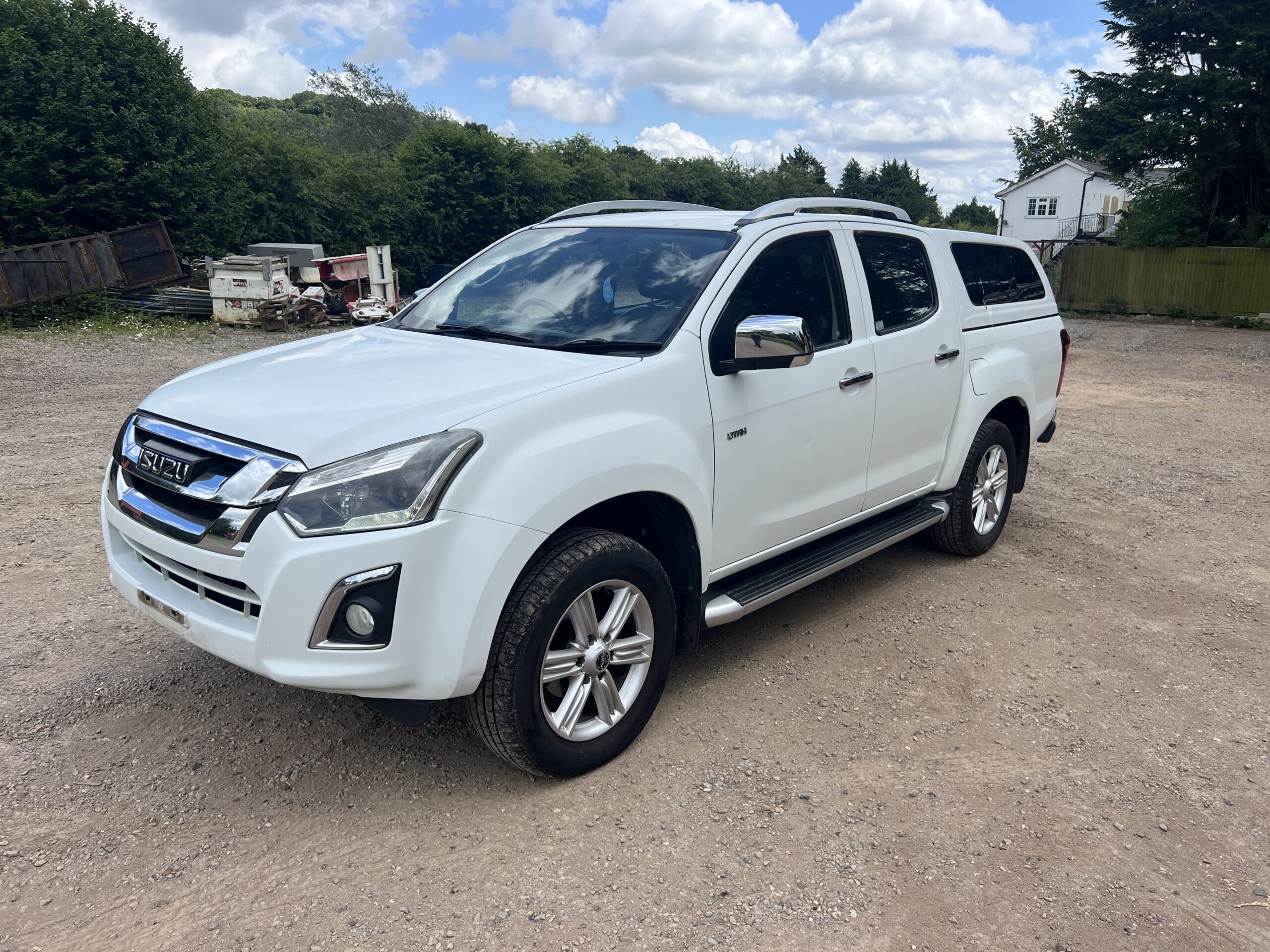 ISUZU D-MAX PICK UP - used vehicles for sale at J Hawes Ltd - view 7
