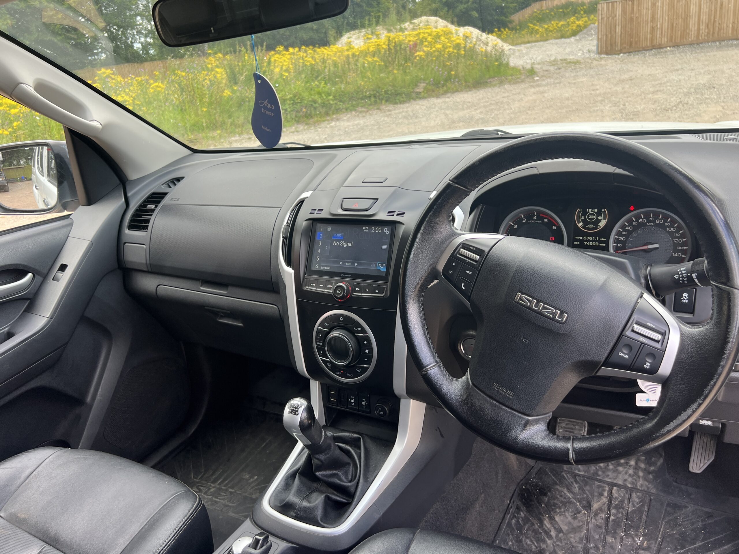 ISUZU D-MAX PICK UP - used vehicles for sale at J Hawes Ltd - view 11