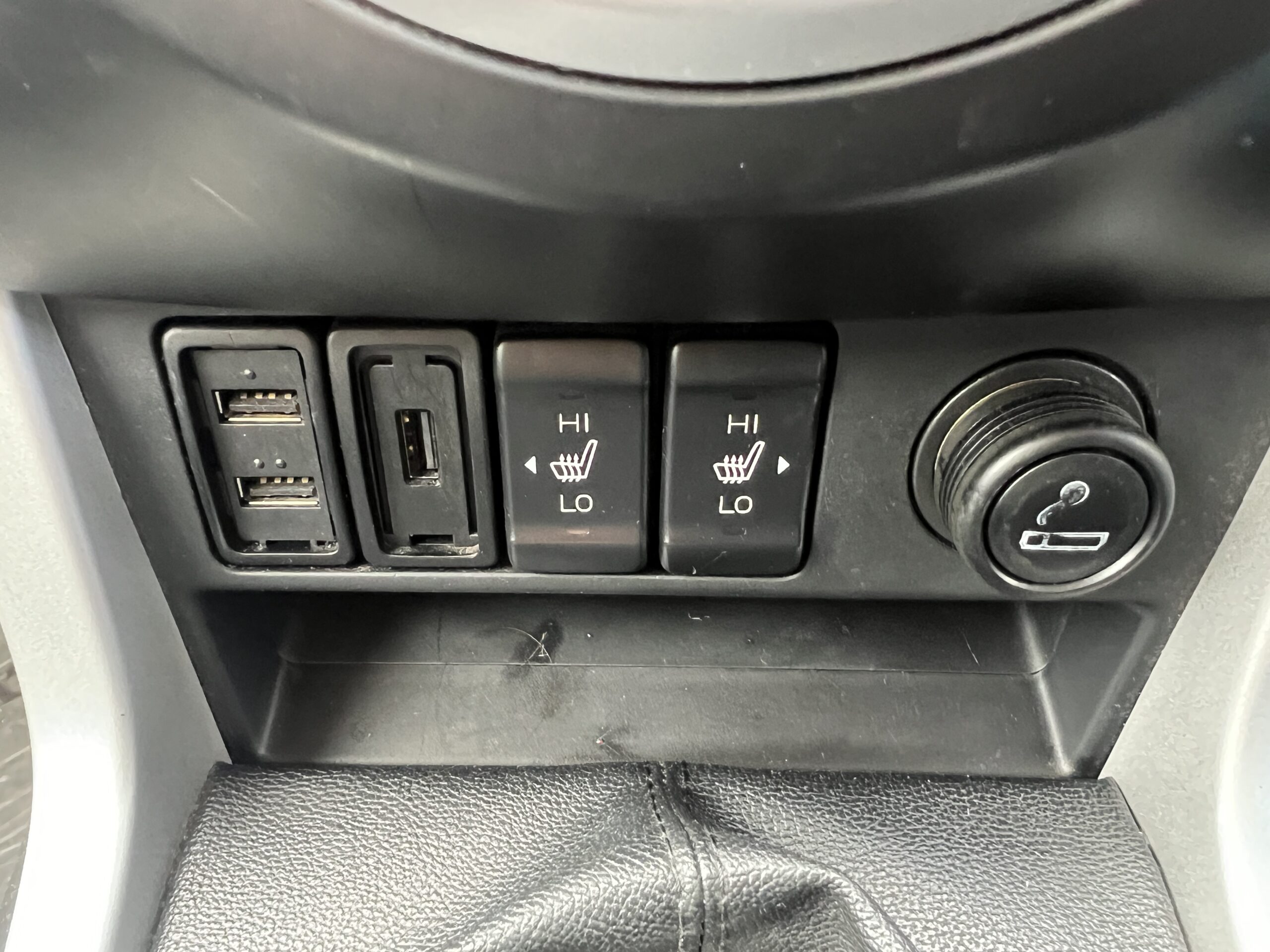 ISUZU D-MAX PICK UP - used vehicles for sale at J Hawes Ltd - view 13