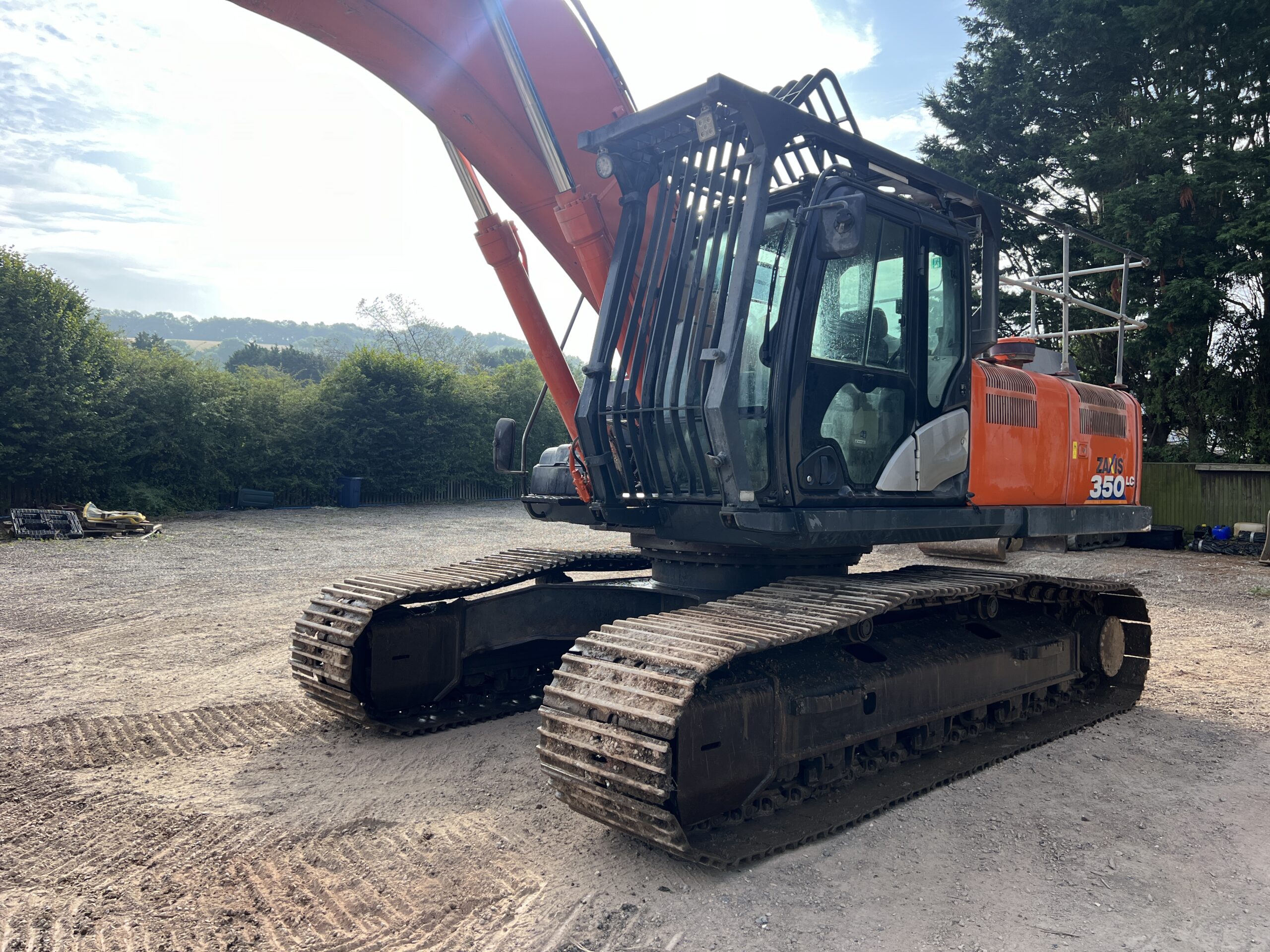 HITACHI ZX350LC-5B 2013 - used plant for sale at J Hawes Ltd - view 3
