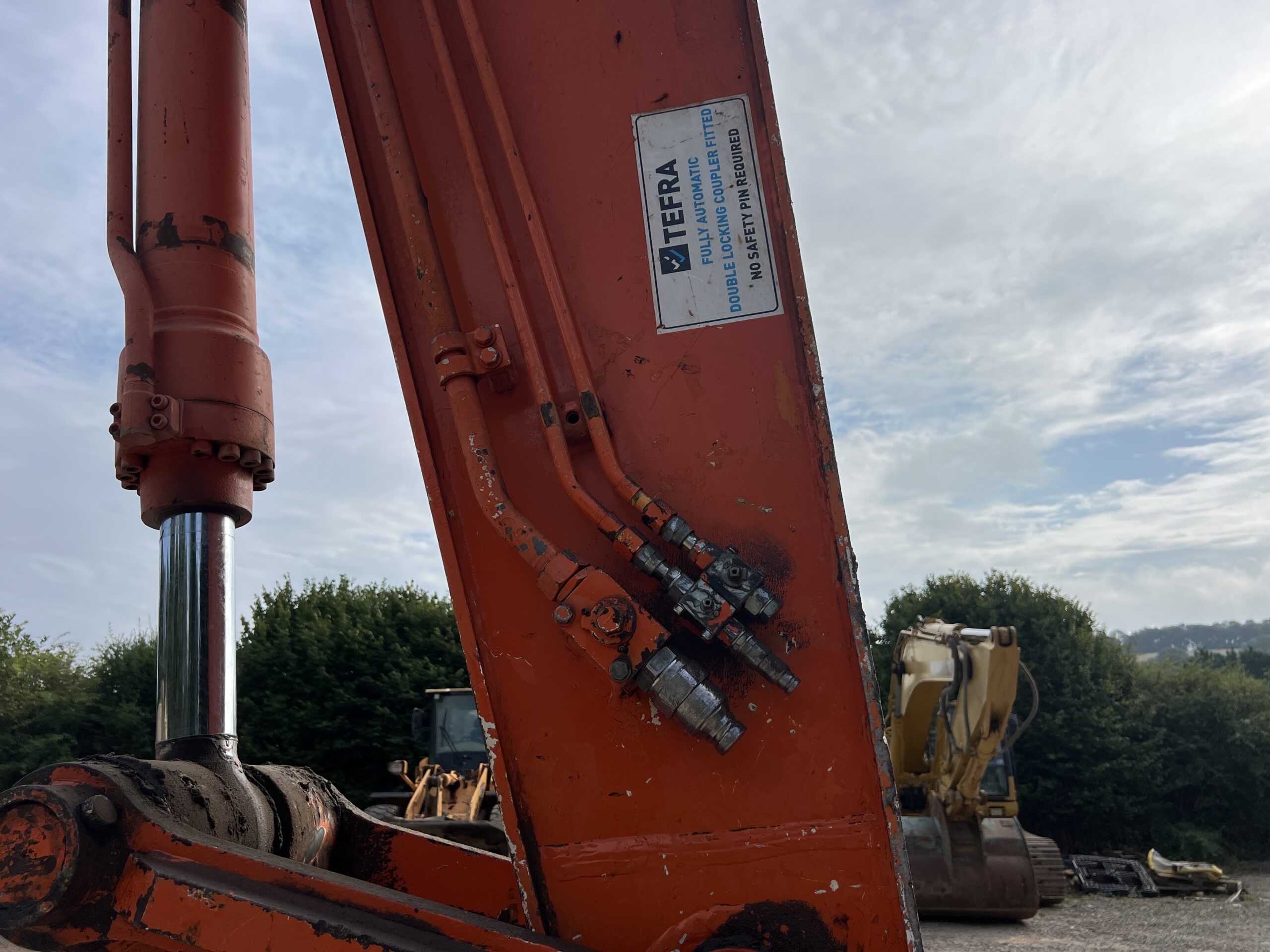 HITACHI ZX350LC-5B 2013 - used plant for sale at J Hawes Ltd - view 20