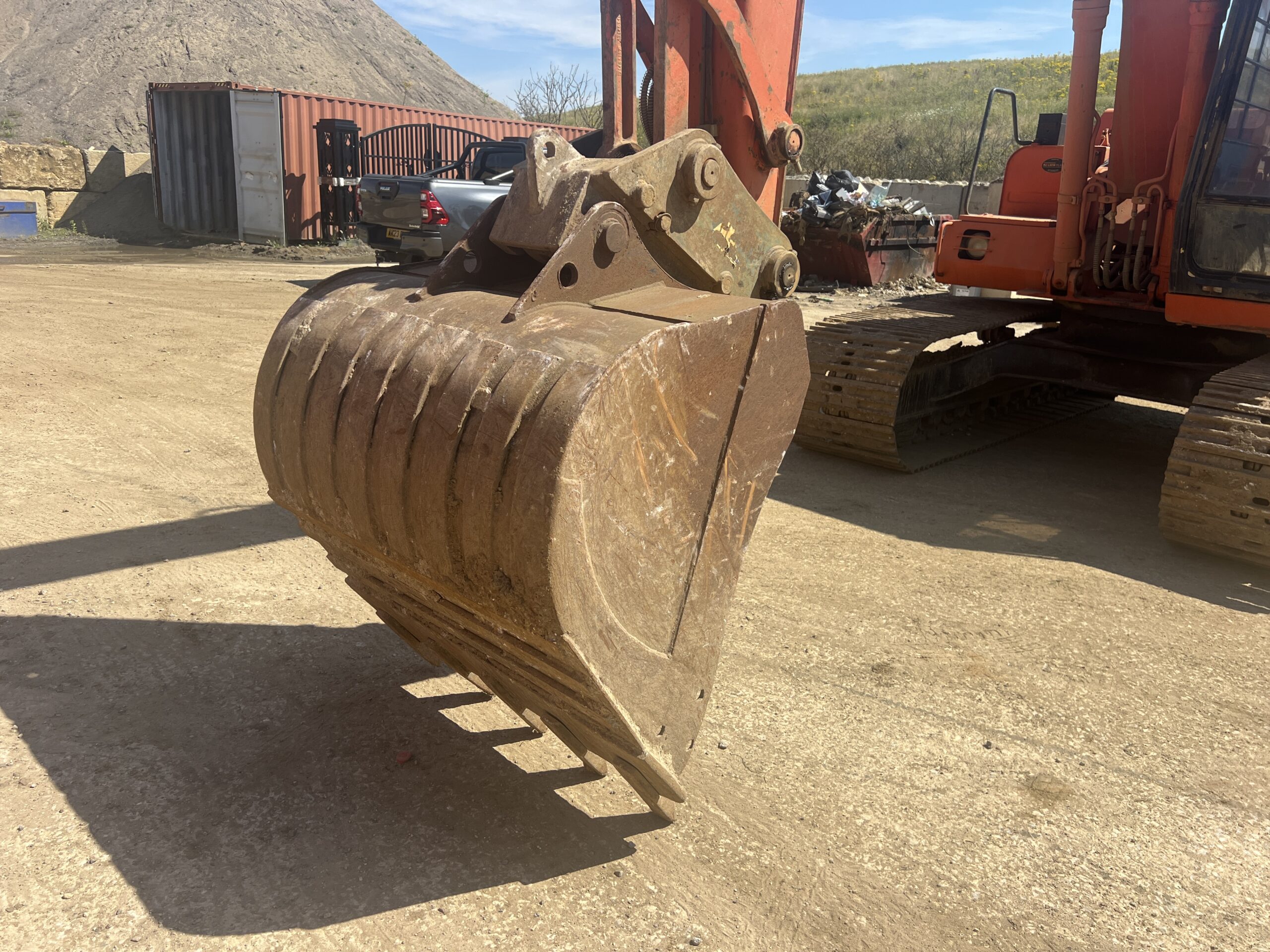 FIAT-HITACHI FH130.3 - used plant for sale at J Hawes Ltd - view 10