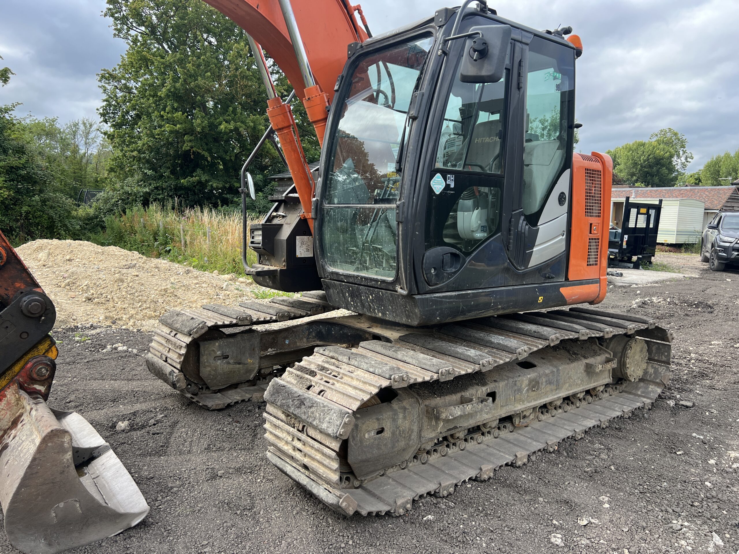 HITACHI ZX135US-6 2018 - used plant for sale at J Hawes Ltd - view 6