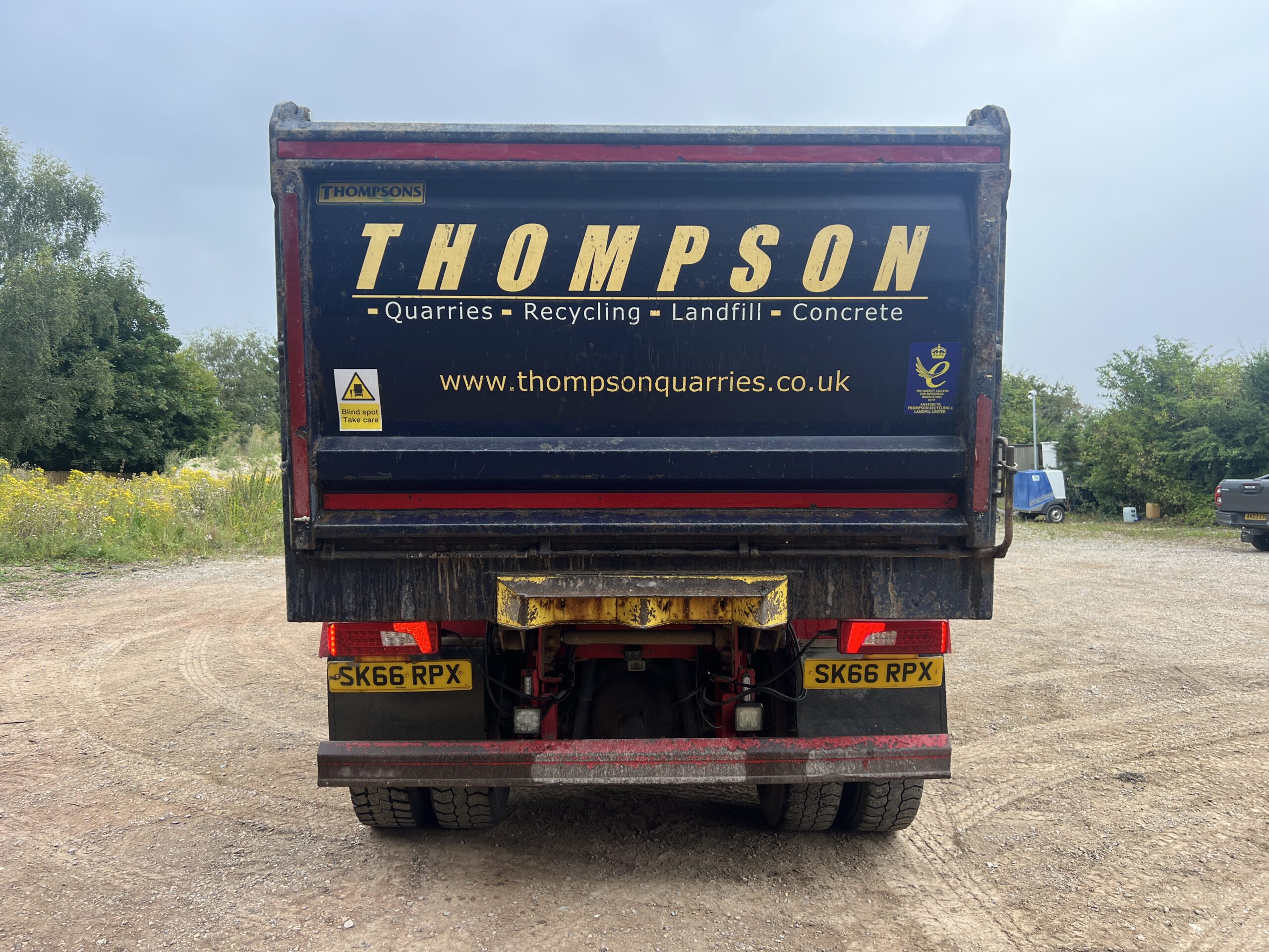 SCANIA P410 8X4 TIPPER 2016 - used trucks for sale at J Hawes Ltd - view 6
