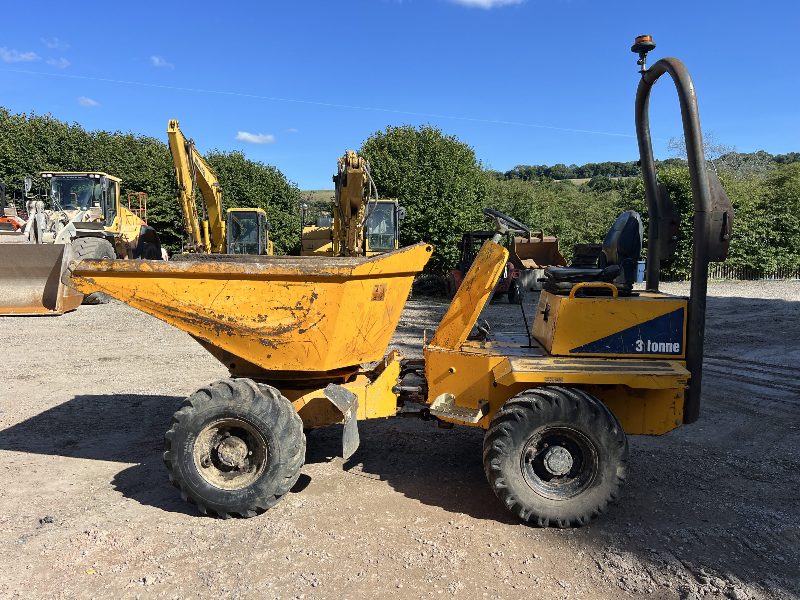 THWAITES 3T DUMPER 2008 - used plant for sale at J Hawes Ltd - view 2