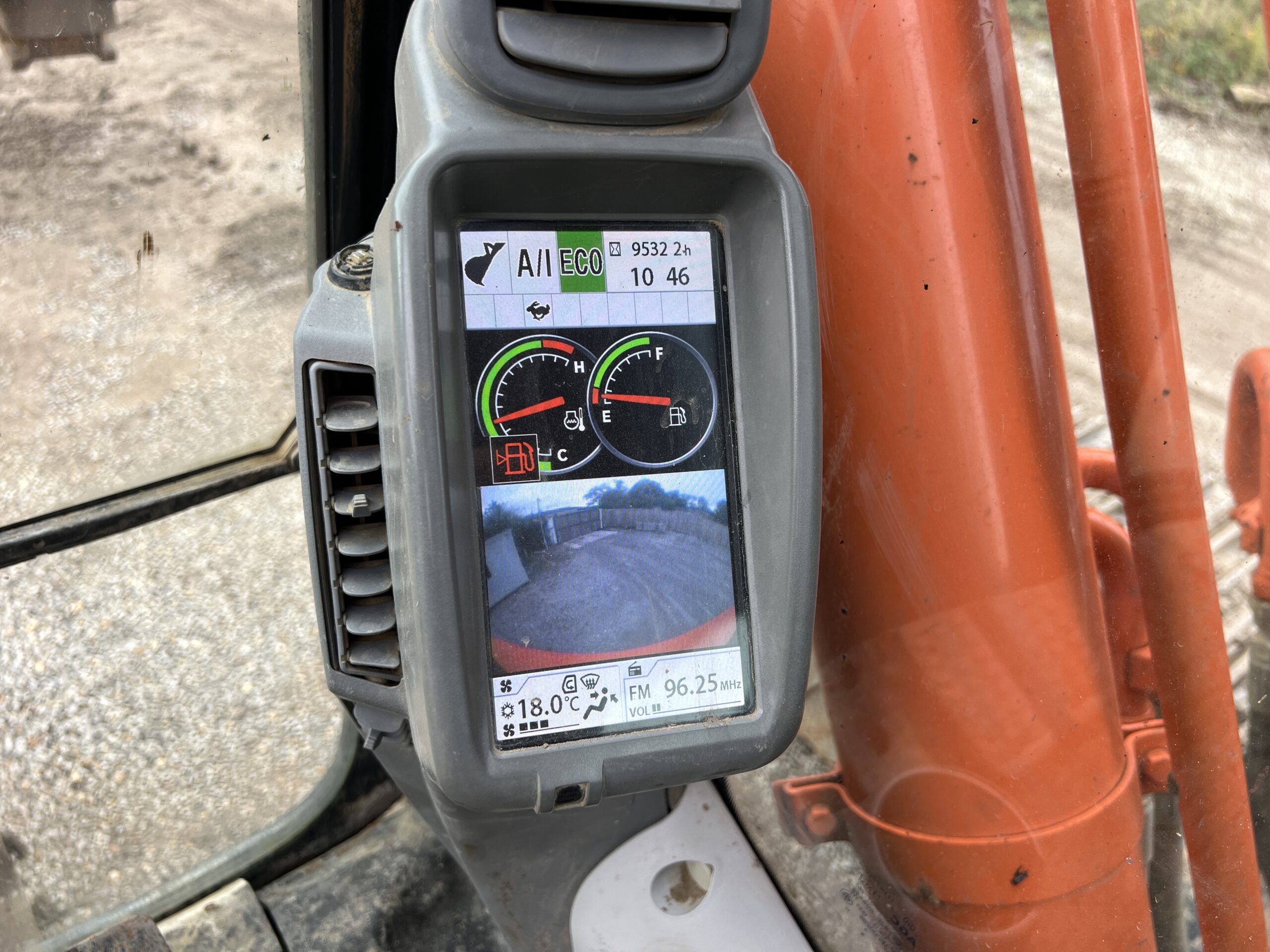 HITACHI ZX350LCH-5A 2016 - used plant for sale at J Hawes Ltd - view 14